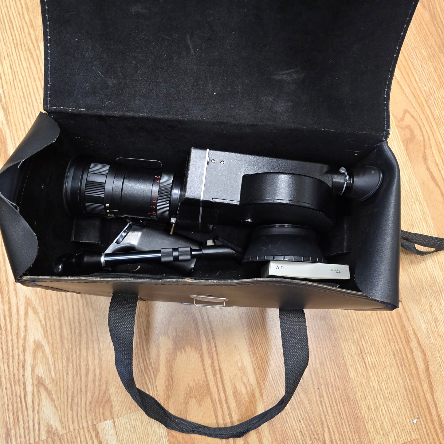 Krasnogorsk K-3 Reg 16mm Arri Standard / Bayonet Mount Camera Body with Meteor 5-1 17-69mm f1.9 Zoom lens