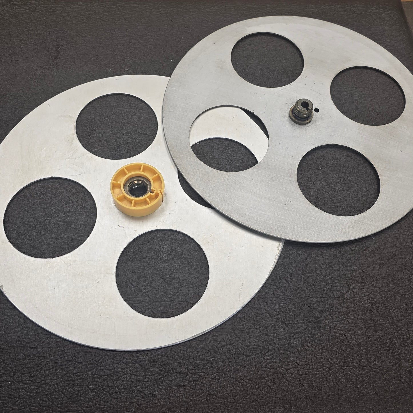 Hollywood Film Co. 11.5" 16mm Split Reel 1100'