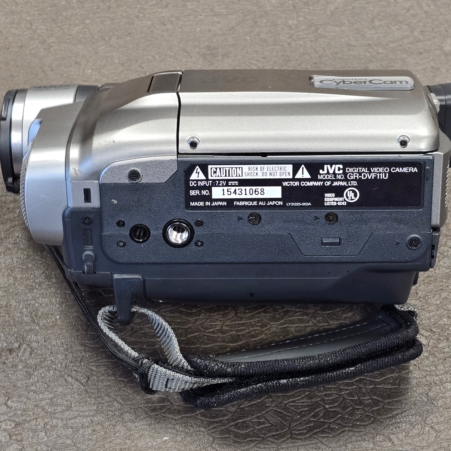 JVC GR-DVF11U Mini DVCamcorder Package (NTSC) S# 15431068