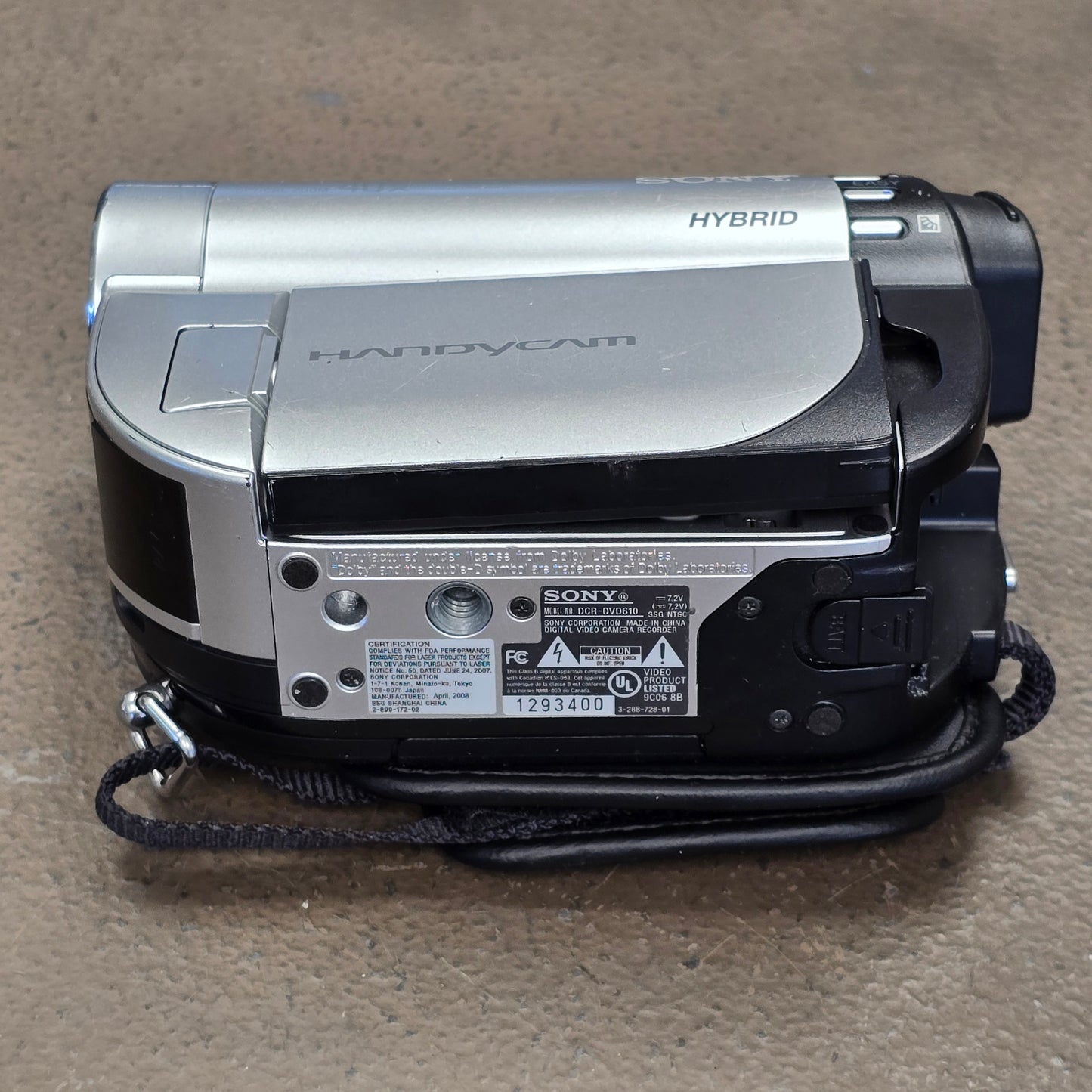 Sony DCR-DVD610 Handycam Camcorder Package (NTSC) S# 1293400