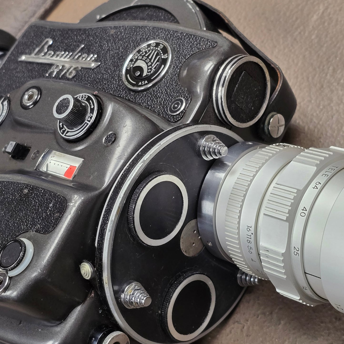 Beaulieu R-16 Camera body S# 663153 with Sony 16-64mm T2 Zoom Lens