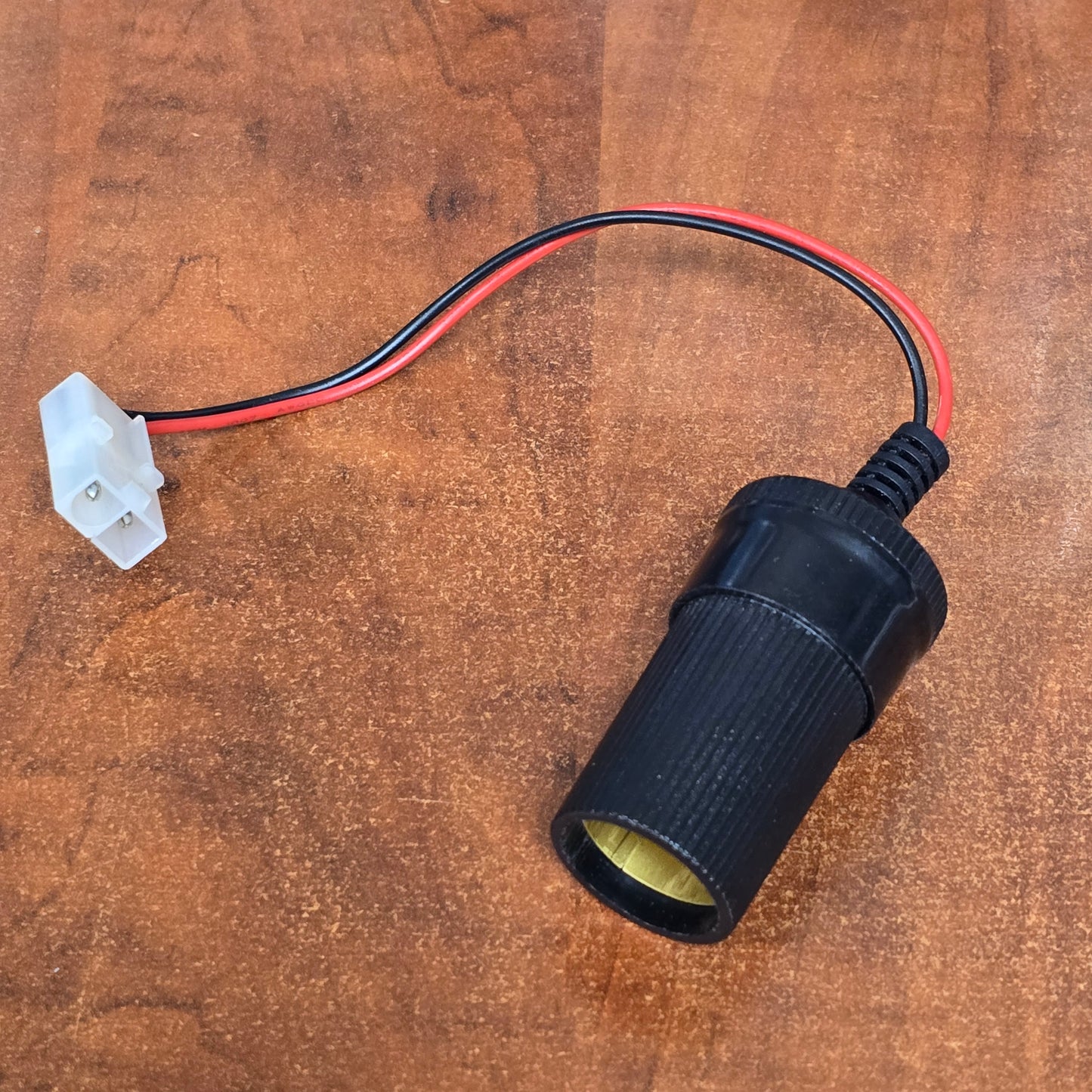 Charging Adapter cable - Female Cigarette - Tamiya