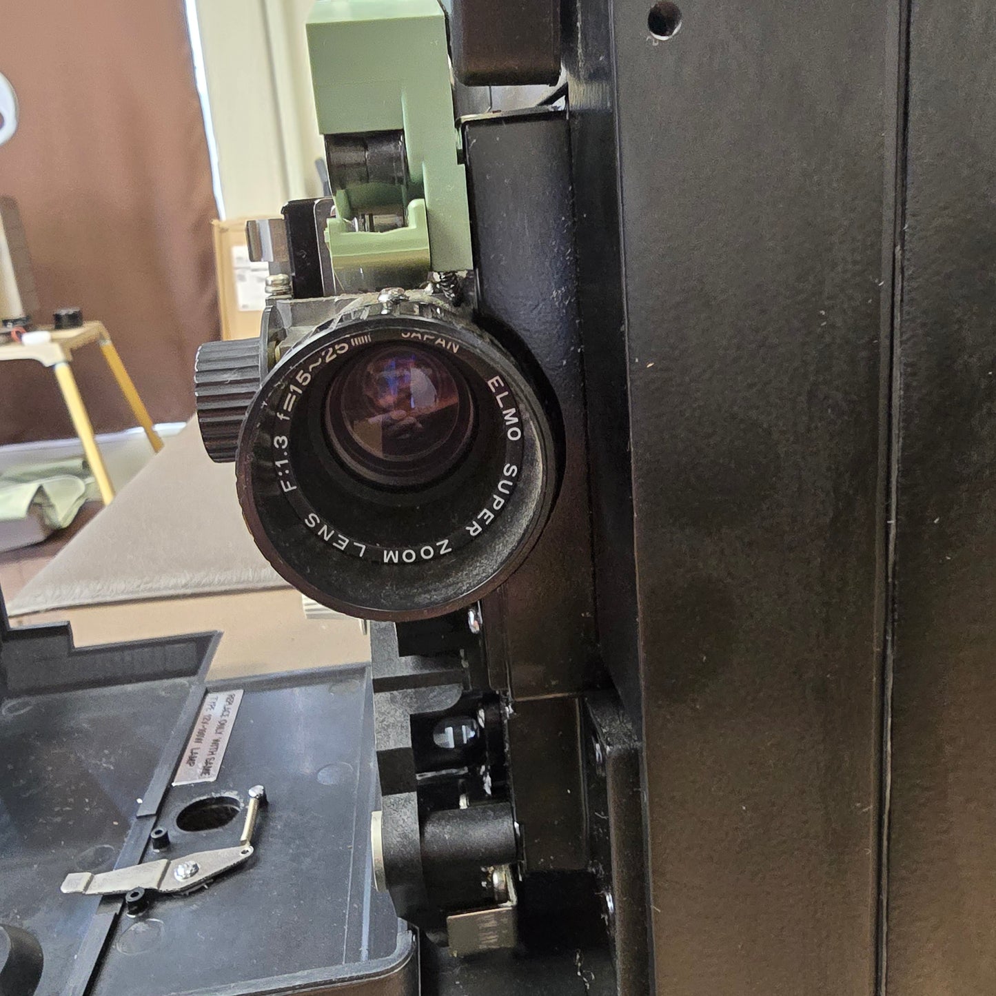 Elmo ST-600 M Super 8mm Sound Projector S# 420093 with Movie Film Promo Reel