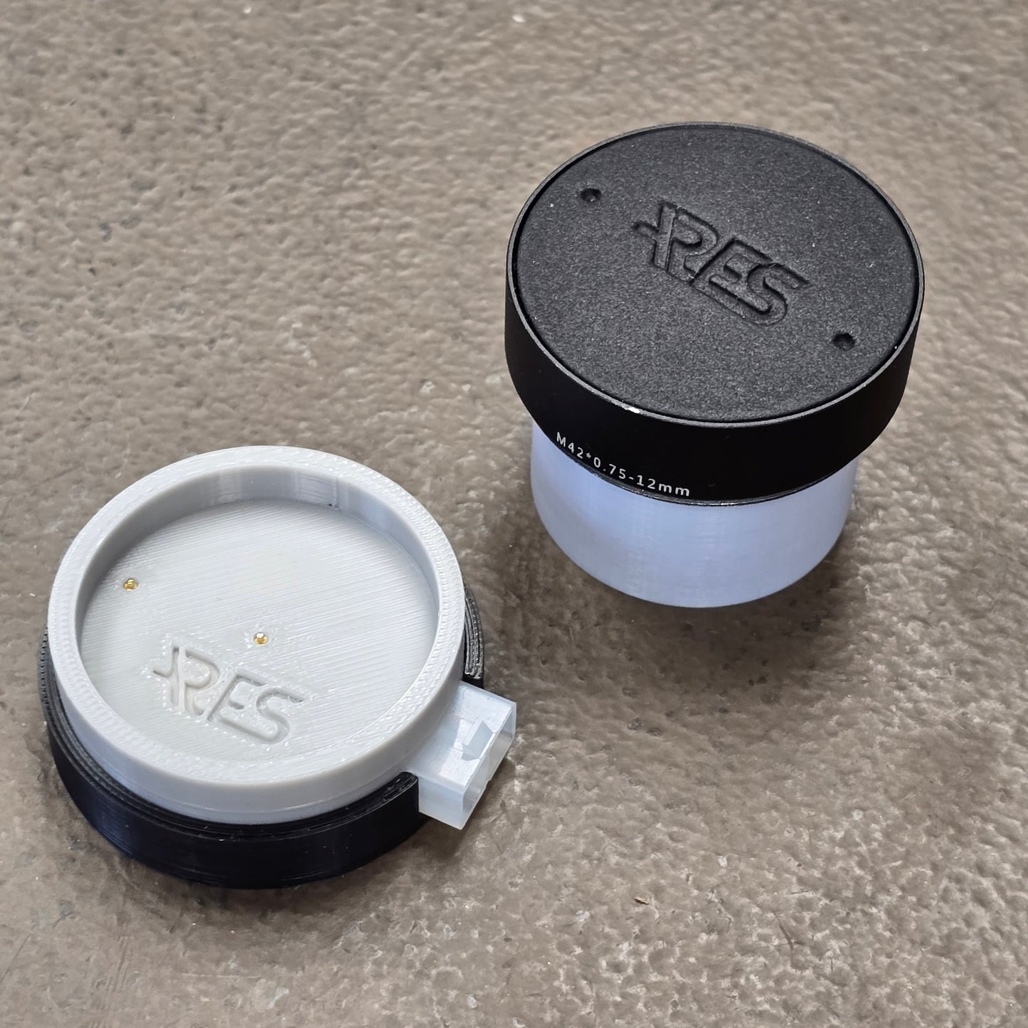 Beaulieu 4008 Off-Camera Battery Charging Plate (Ares)