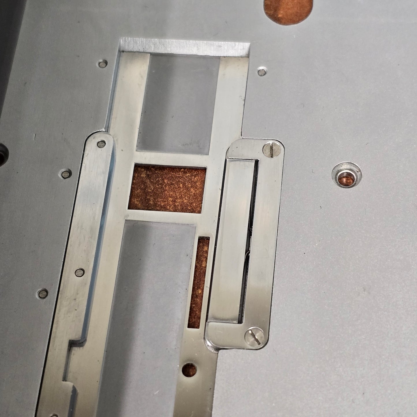Eclair NPR 16mm Gate and Side Rails Assembly