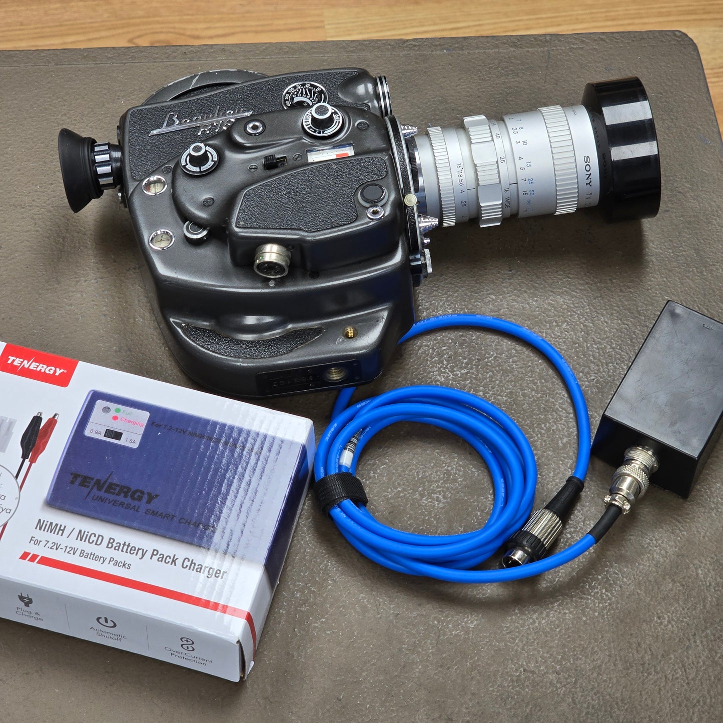 Beaulieu R-16 Camera body S# 663153 with Sony 16-64mm T2 Zoom Lens