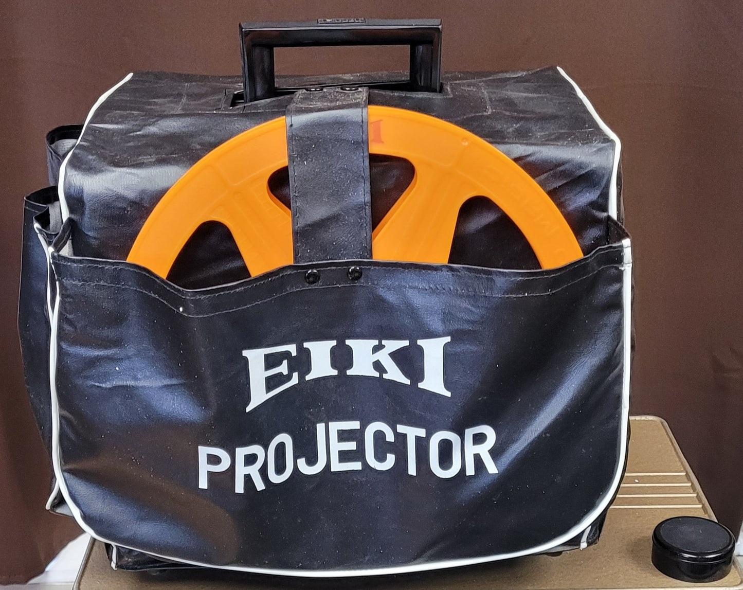 Eiki SL-1 16mm Super Slotload II Sound Projector with Speaker Cover & Case