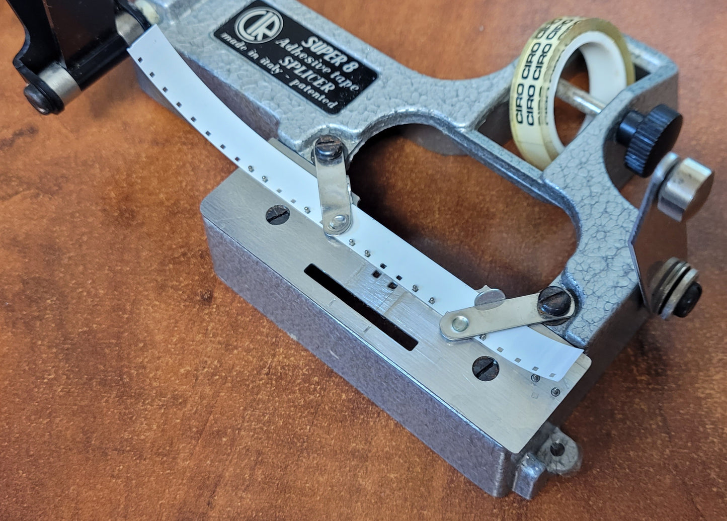Costruzione Incollatrici Rapide-Roma CIR Deluxe Matrix Super 8mm Tape Splicer