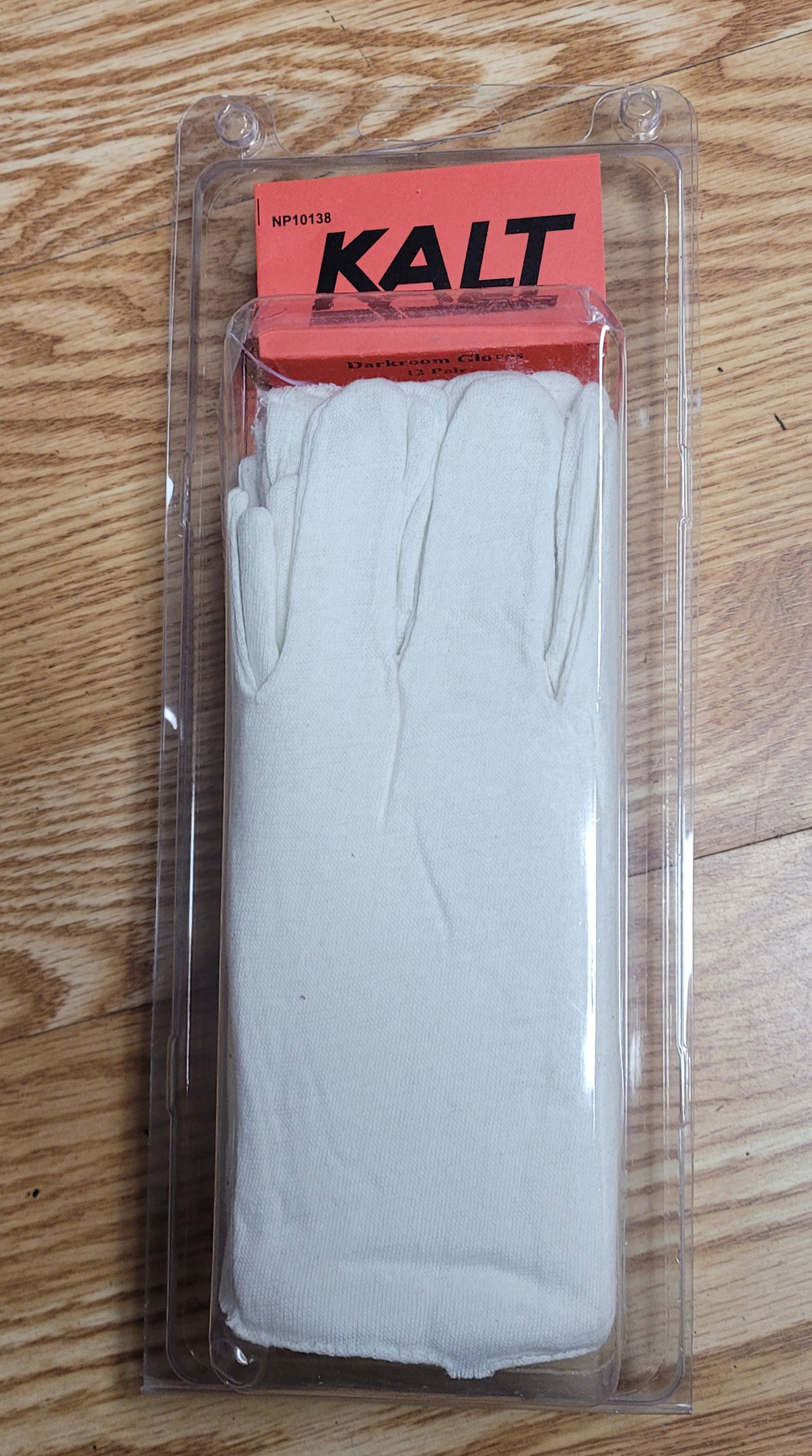 Kalt Darkroom Gloves 12 Pair Item # NP10138