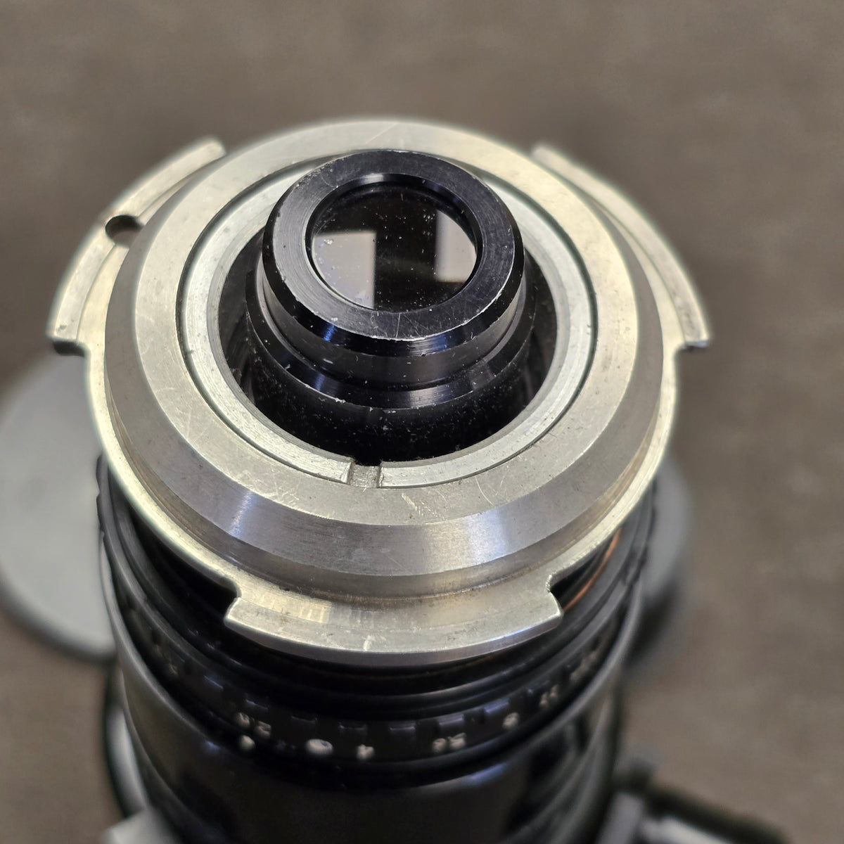 Angenieux 10-150mm T2.3 Type 15 x 10B Zoom Lens in CP-16 Mount S# 1425222