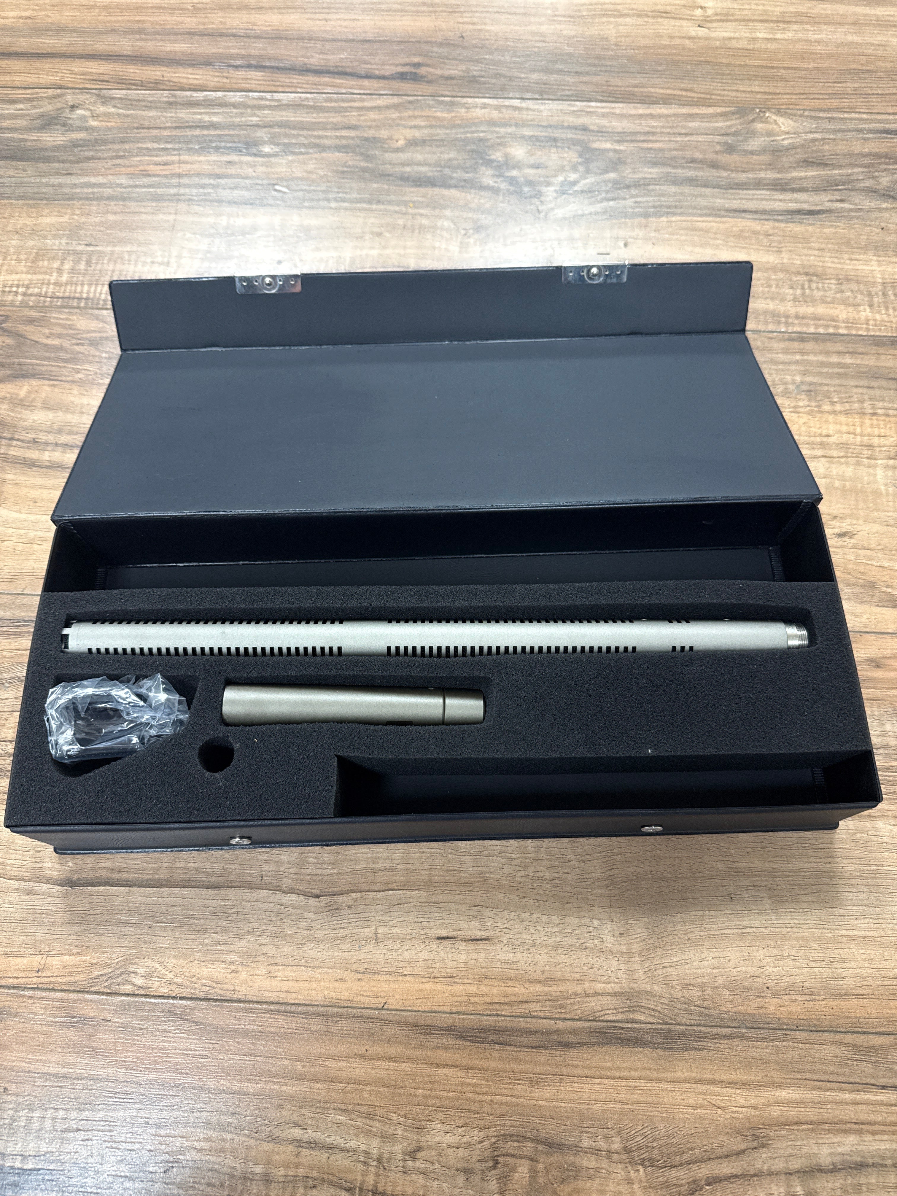 Audio-Technica AT815A Electret Condenser Shotgun Mic – Du-All Camera