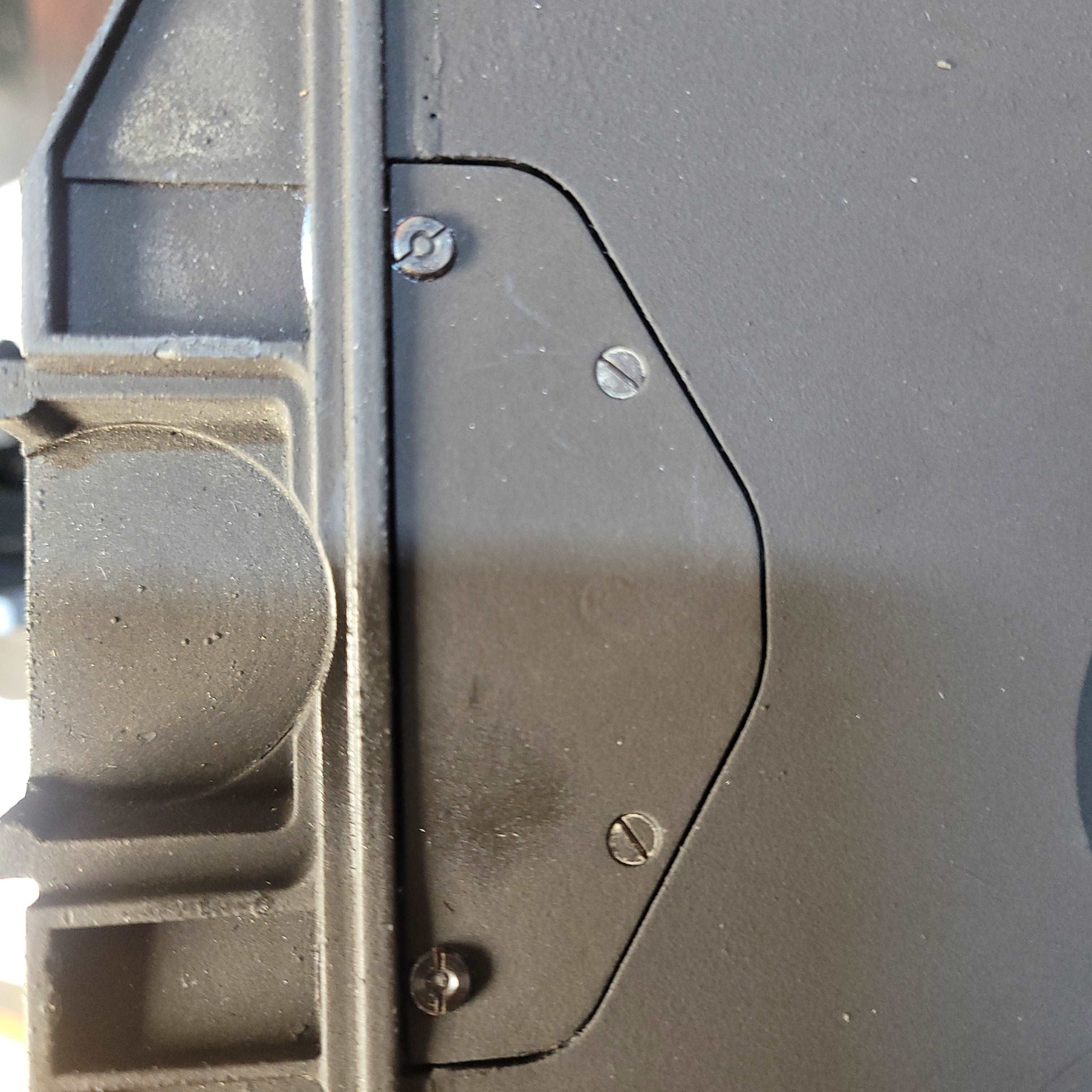 Arriflex SR Magazine Door Eccentric Nut & screw