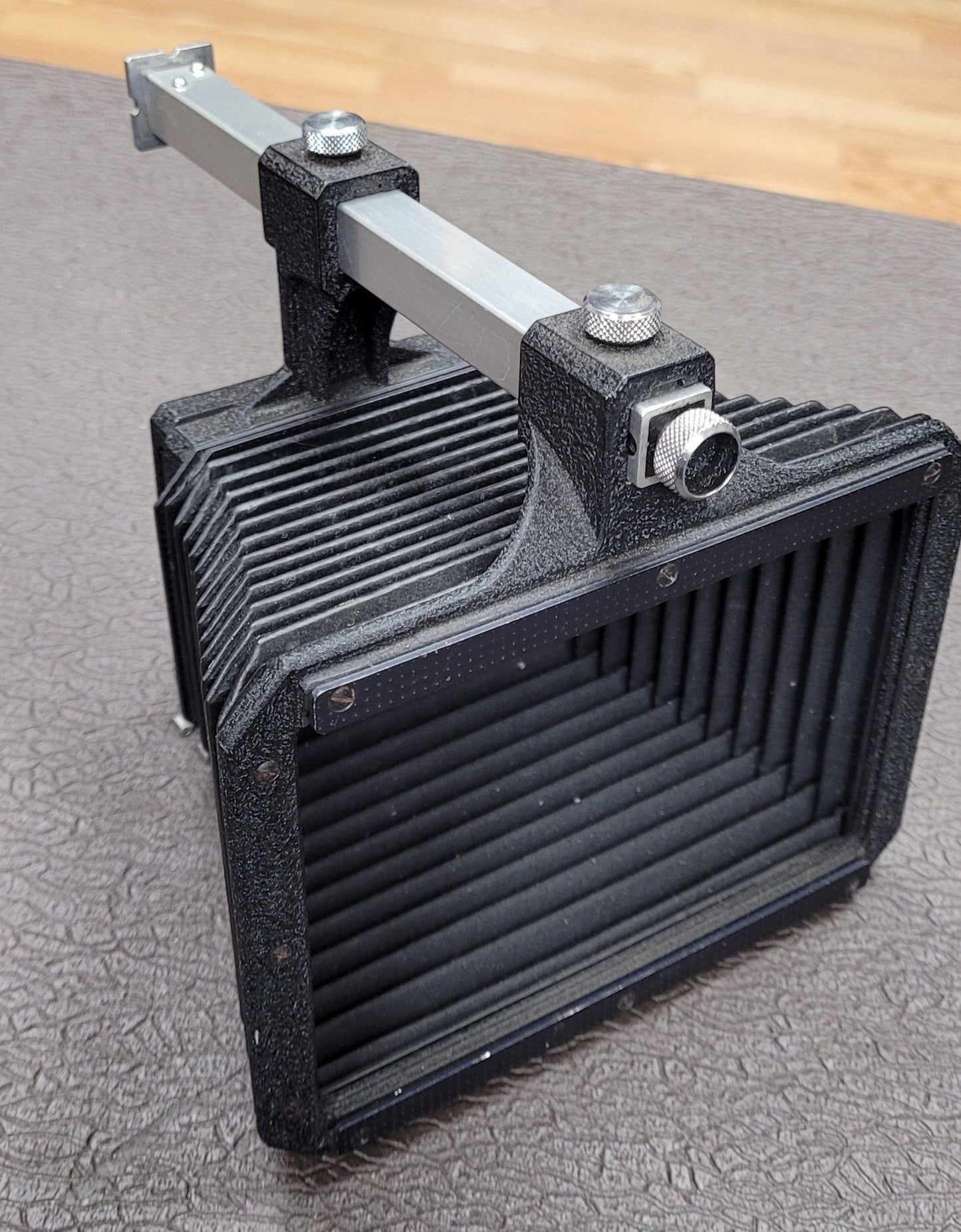 Arriflex 2"x 2" Mattebox with Beam & filter tray S# 2821