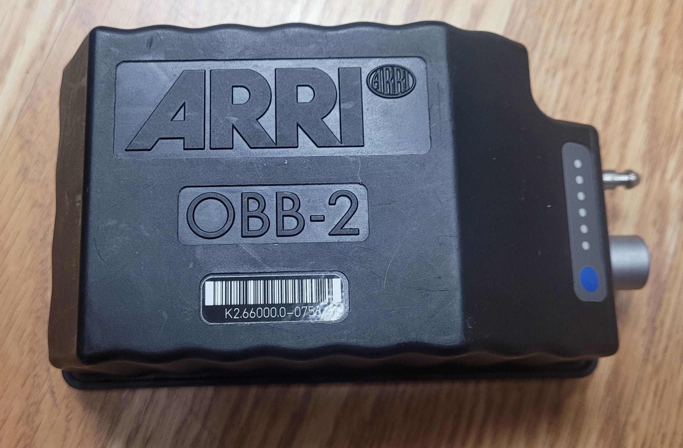 arriページ Arri 16 SR 3. Eyepiece extender, AJA Box, Battery Converter