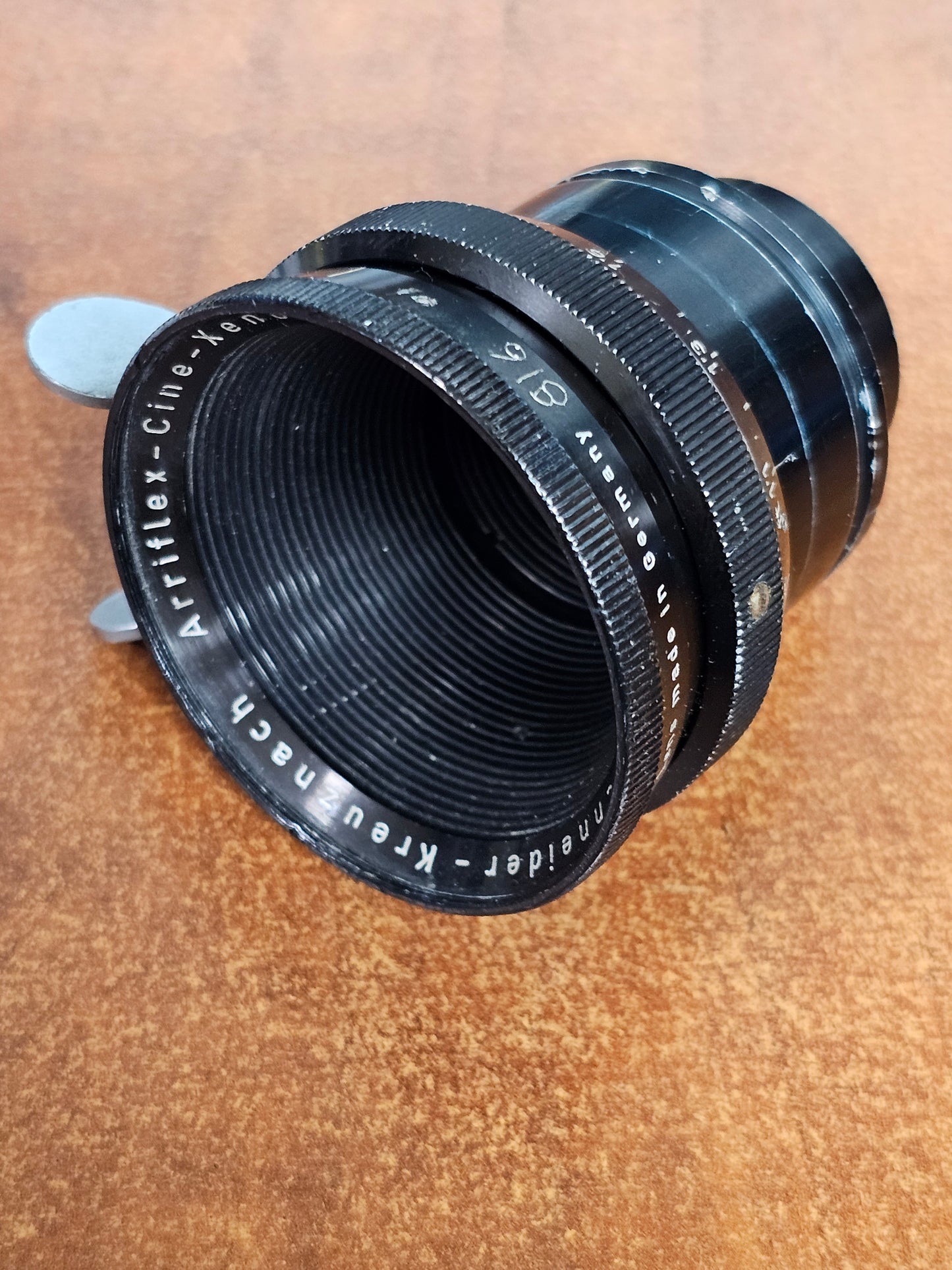 Schneider-Kreuznach Arriflex Cine Xenon 25mm T1.4 Arri Standard Mount Lens S# 7107370