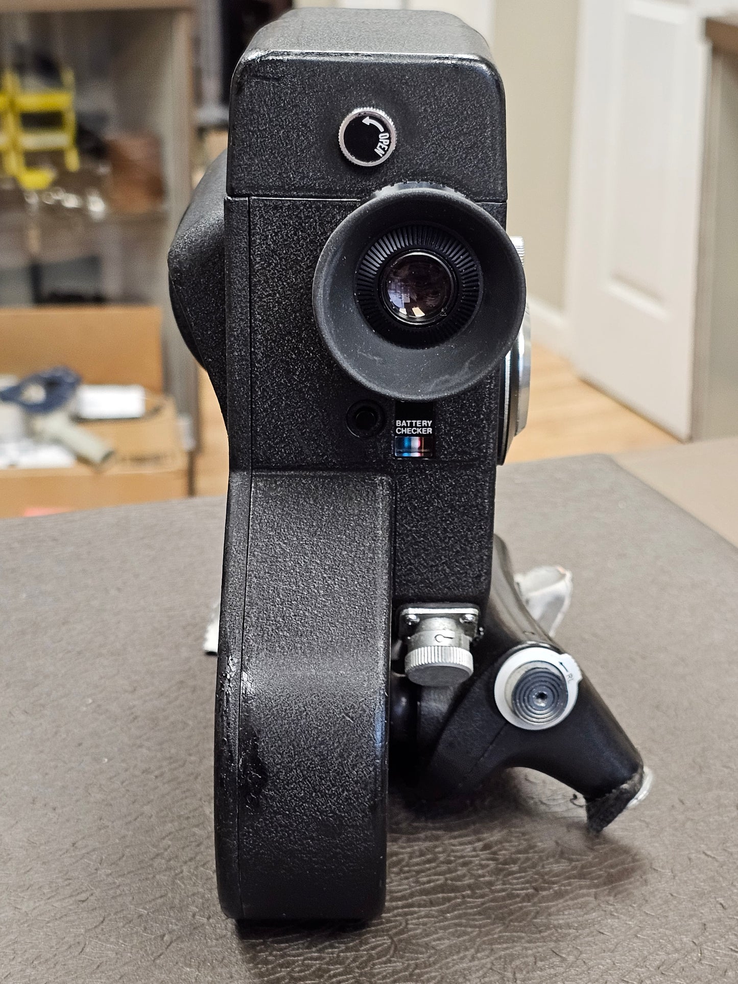 Canon Zoom DS-8 Double Super 8mm Camera S# 102337-100074  with Case