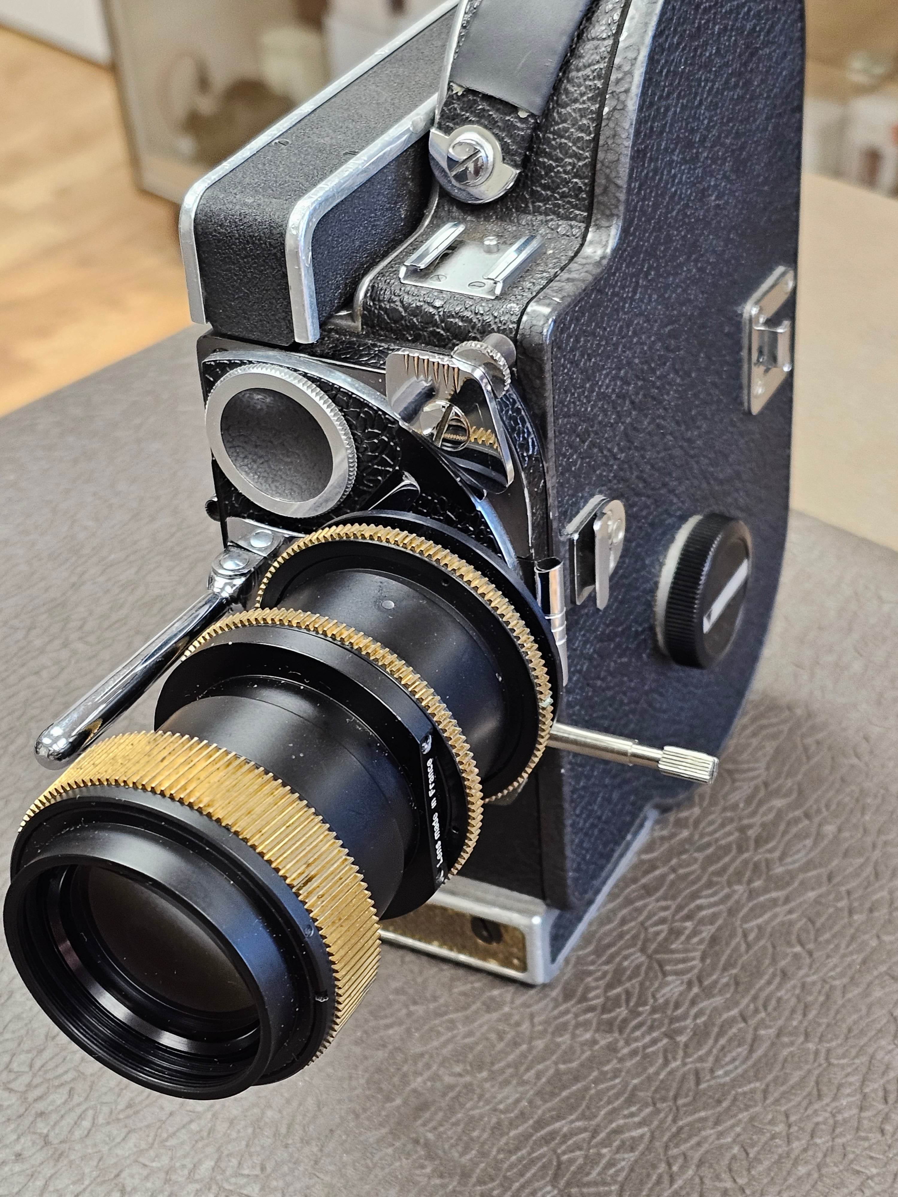 【ANGENIEUX-ZOOM　17-68mm F2.2】 　Ｃマウント Prototype Super 16mm Zoom lens C-Mount (Angenieux 17-68mm f2