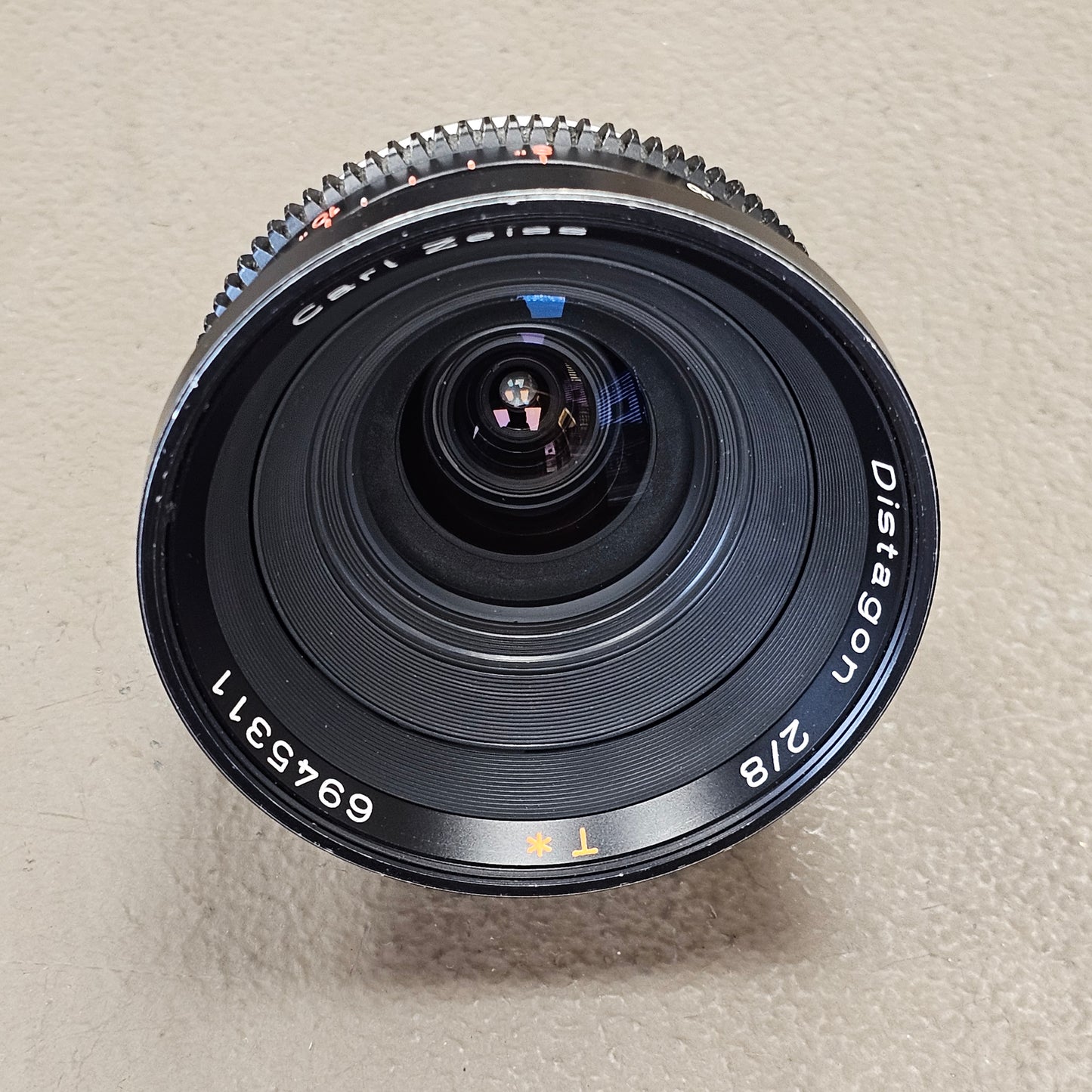 Zeiss Distagon 8mm T2.1 MK2 Arri Bayonet Mount S# 6945311