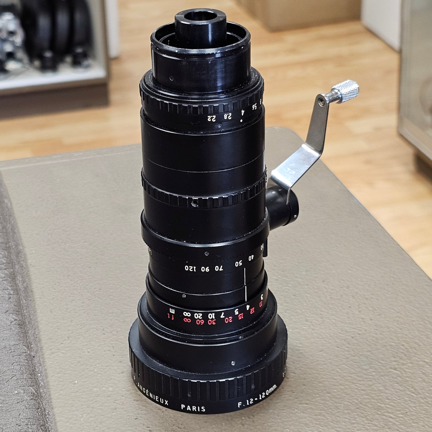 Angenieux 12-120mm f2.2 Type 10 x 12B Arri Standard Mount Zoom lens S# 1118169