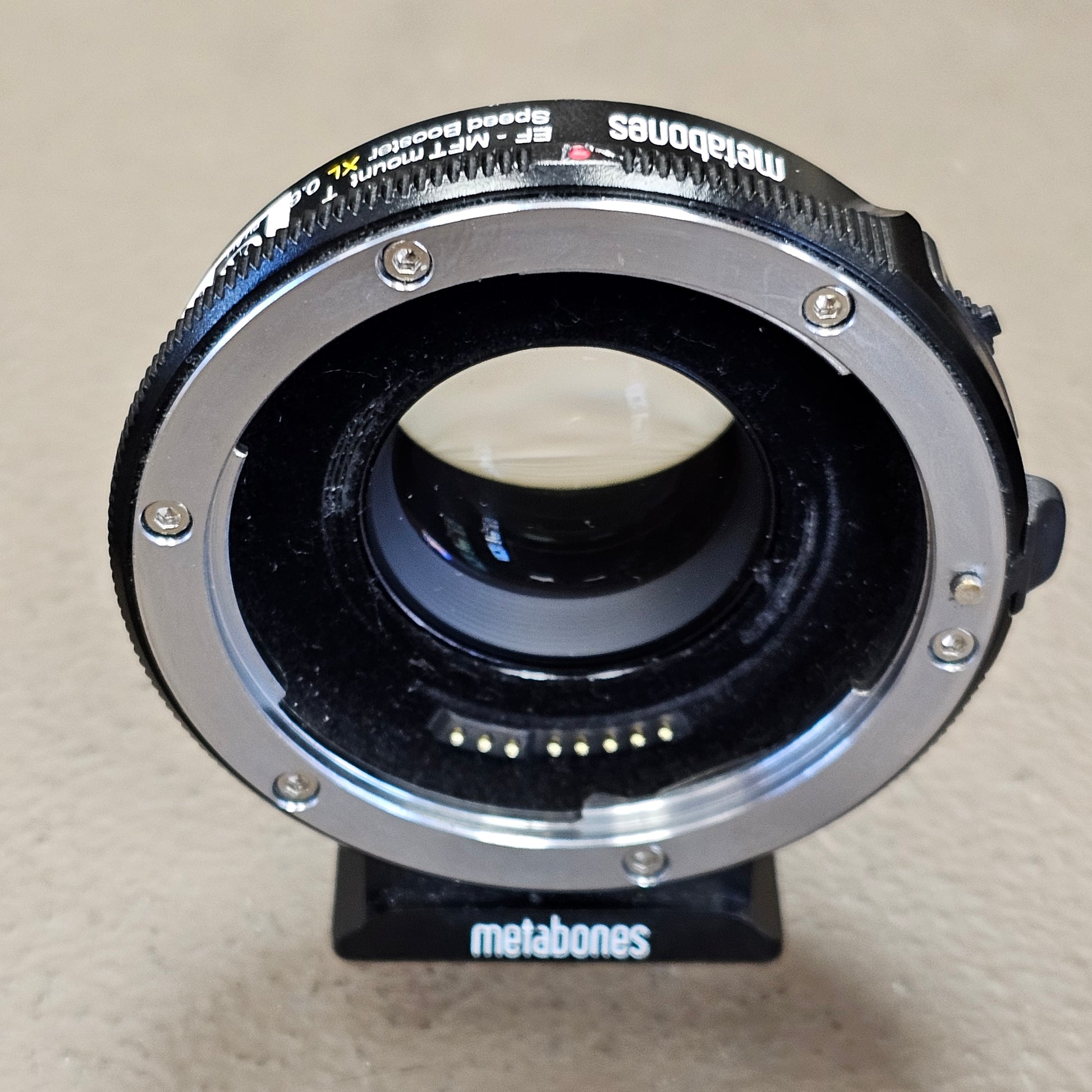 Metabones EF-MFT mount T Speed Booster XL S# 25B000869 – Du
