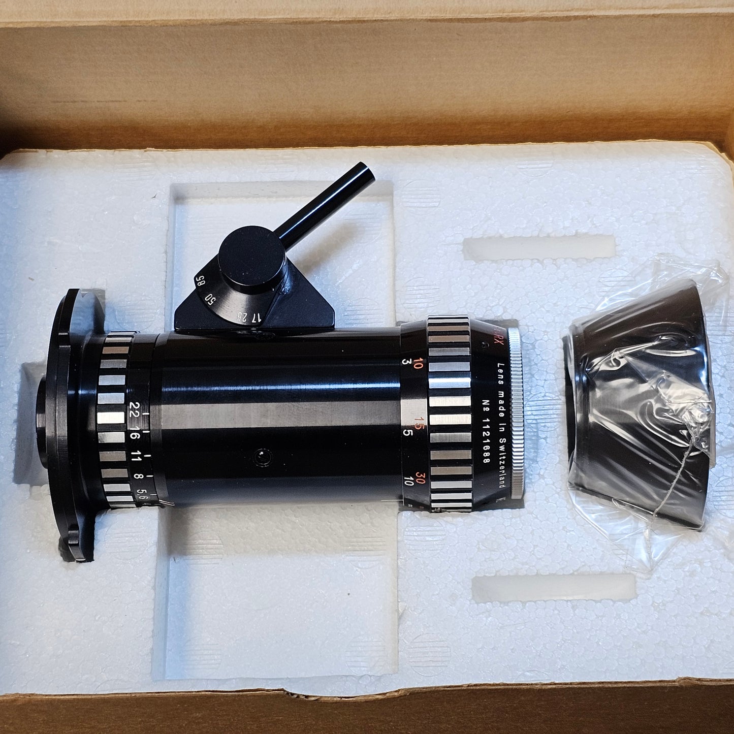 Kern Vario Switar Compact 17-85mm f3.5 H16RX Zoom lens In Bolex Bayonet Mount S# 1121669