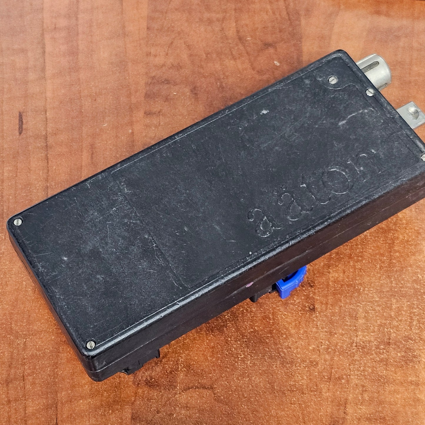 Aaton On-Board Battery Upgrade to Gold Mount Battery Plate - Bebob Amicro Plate 12V Regulated