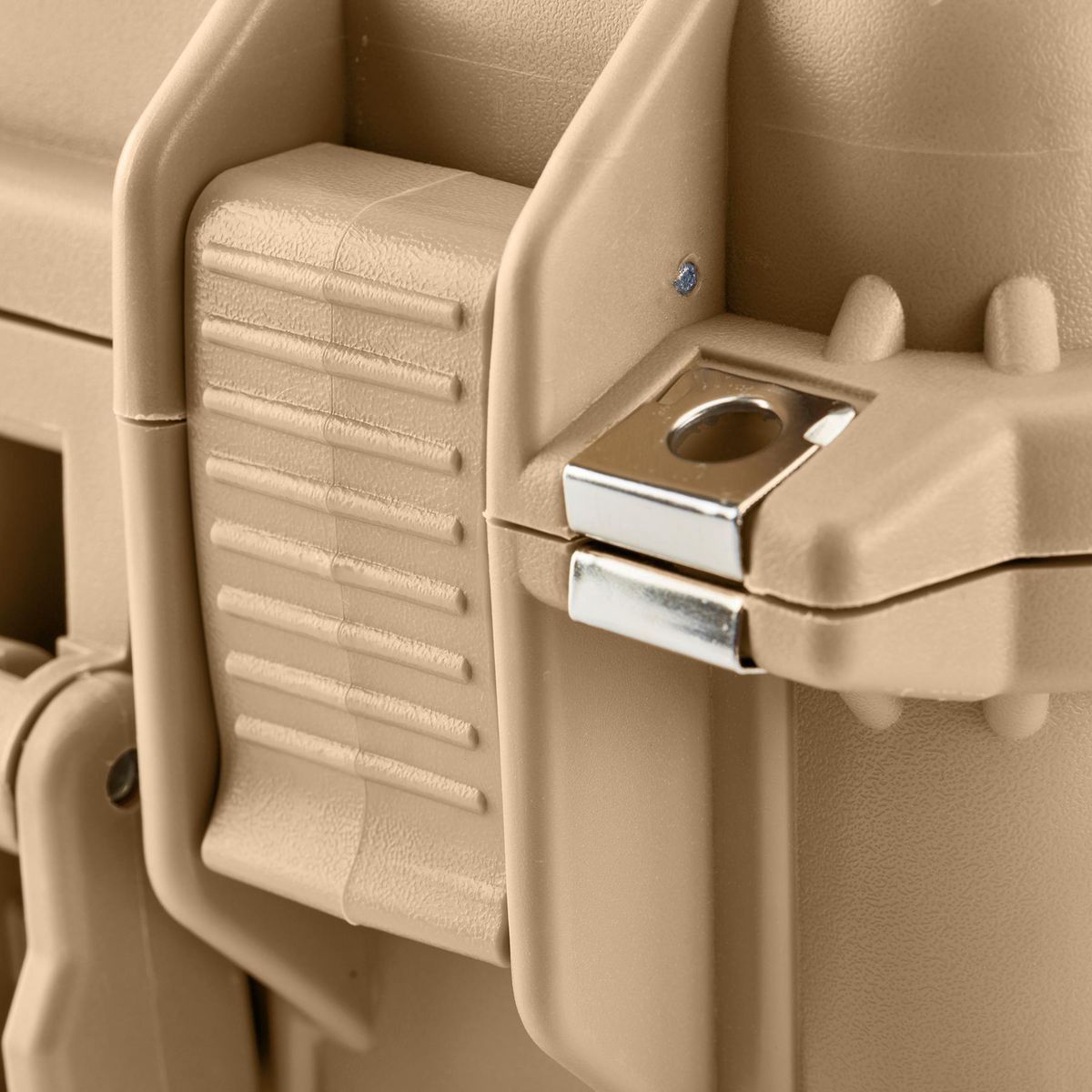 APACHE 3800 Weatherproof Padded Protective Case Pick N Pluck Foam  Tan