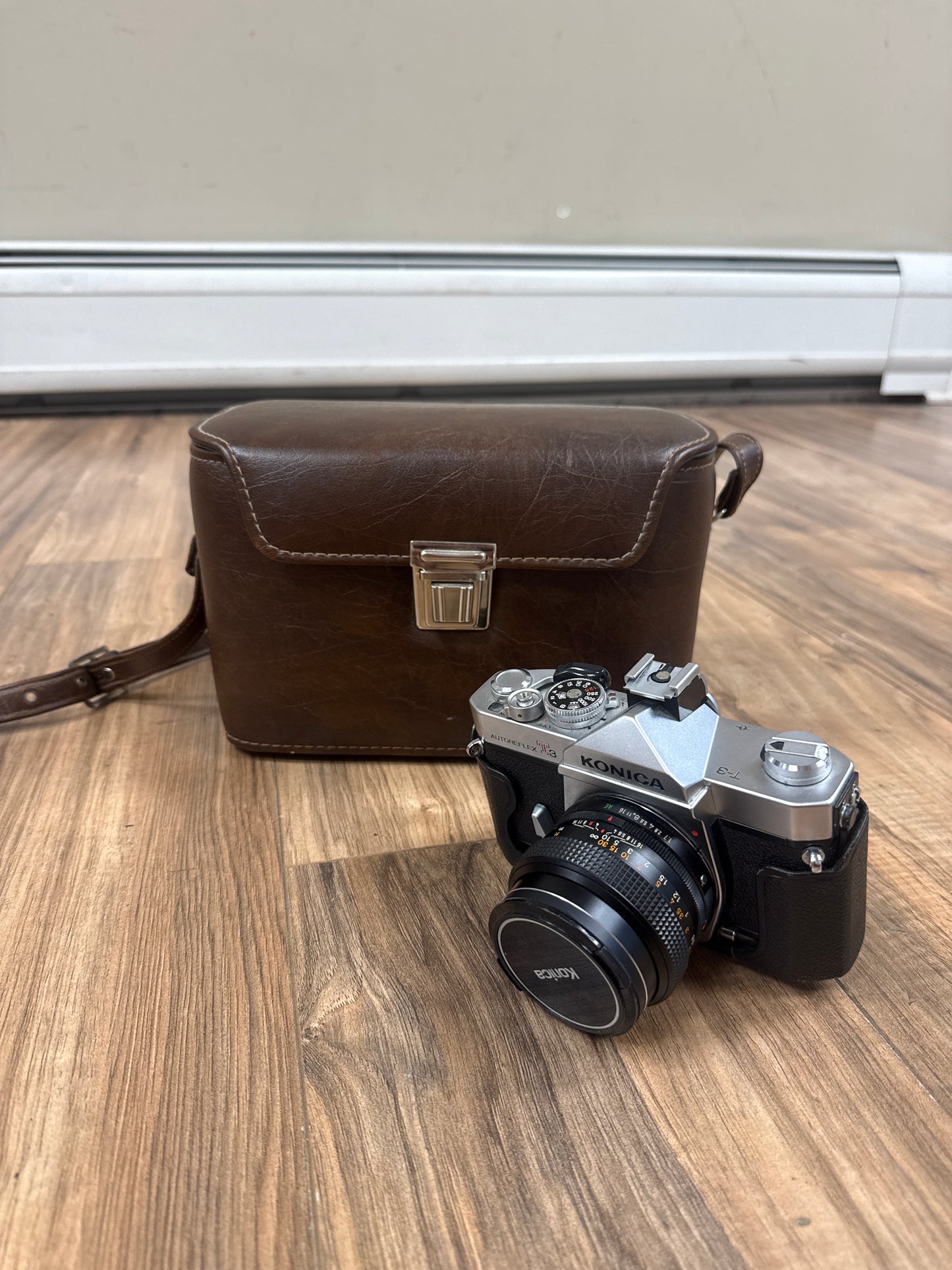Konica Autoreflex T3 w/2x prime lenses