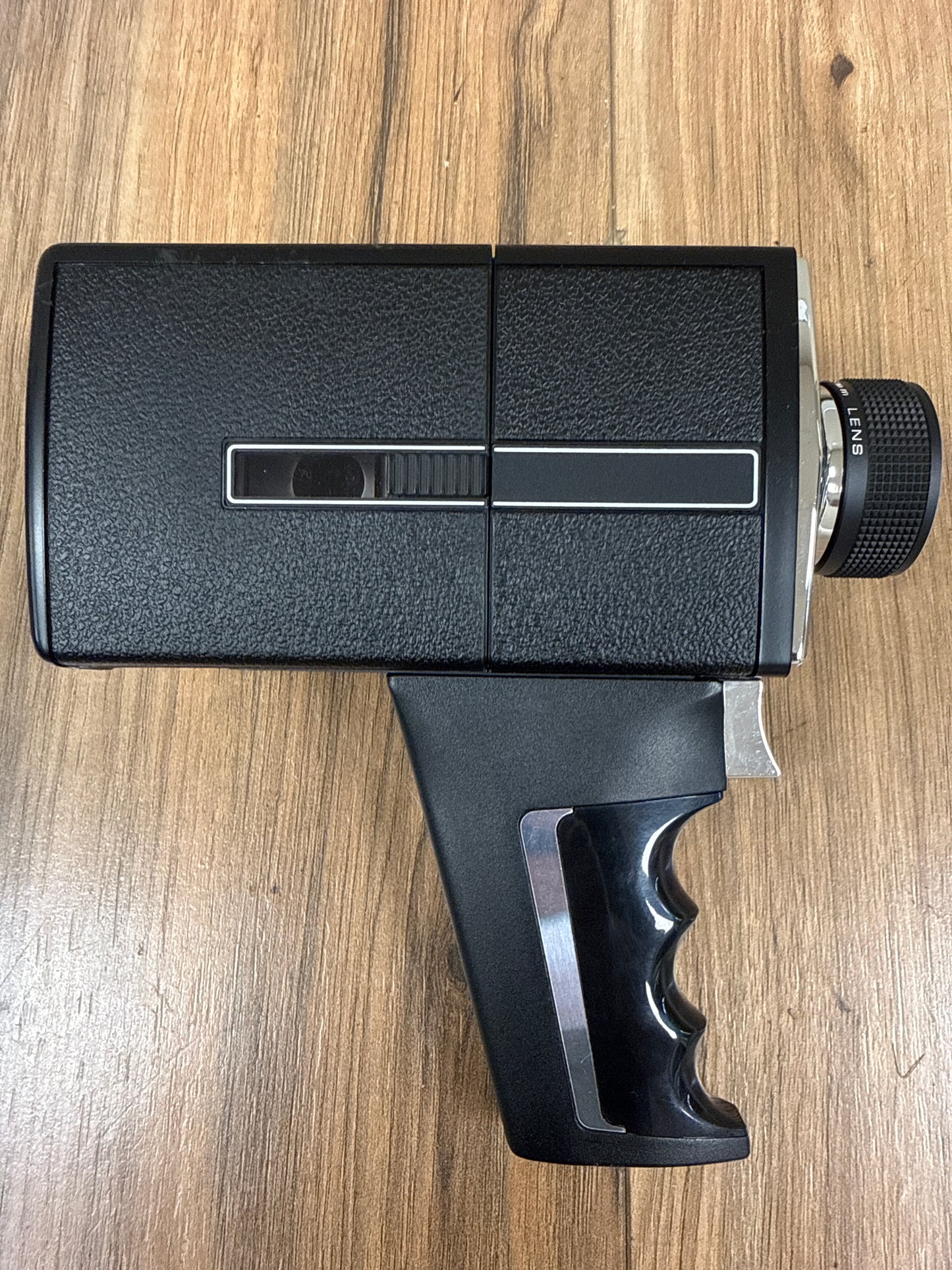 Bell & Howell XL Autoload 2220 Super 8mm camera with grip S#01220163