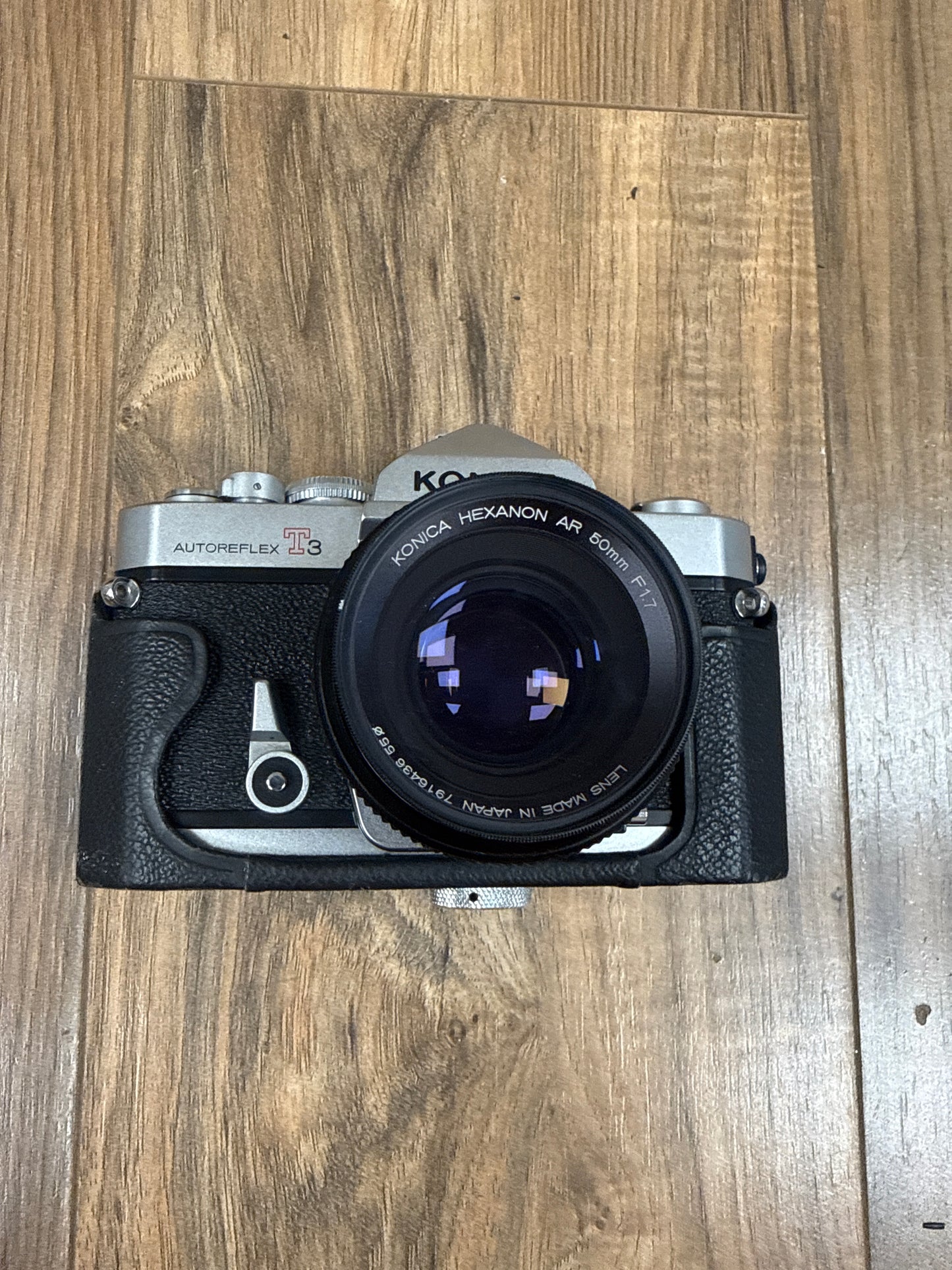 Konica Autoreflex T3 w/2x prime lenses