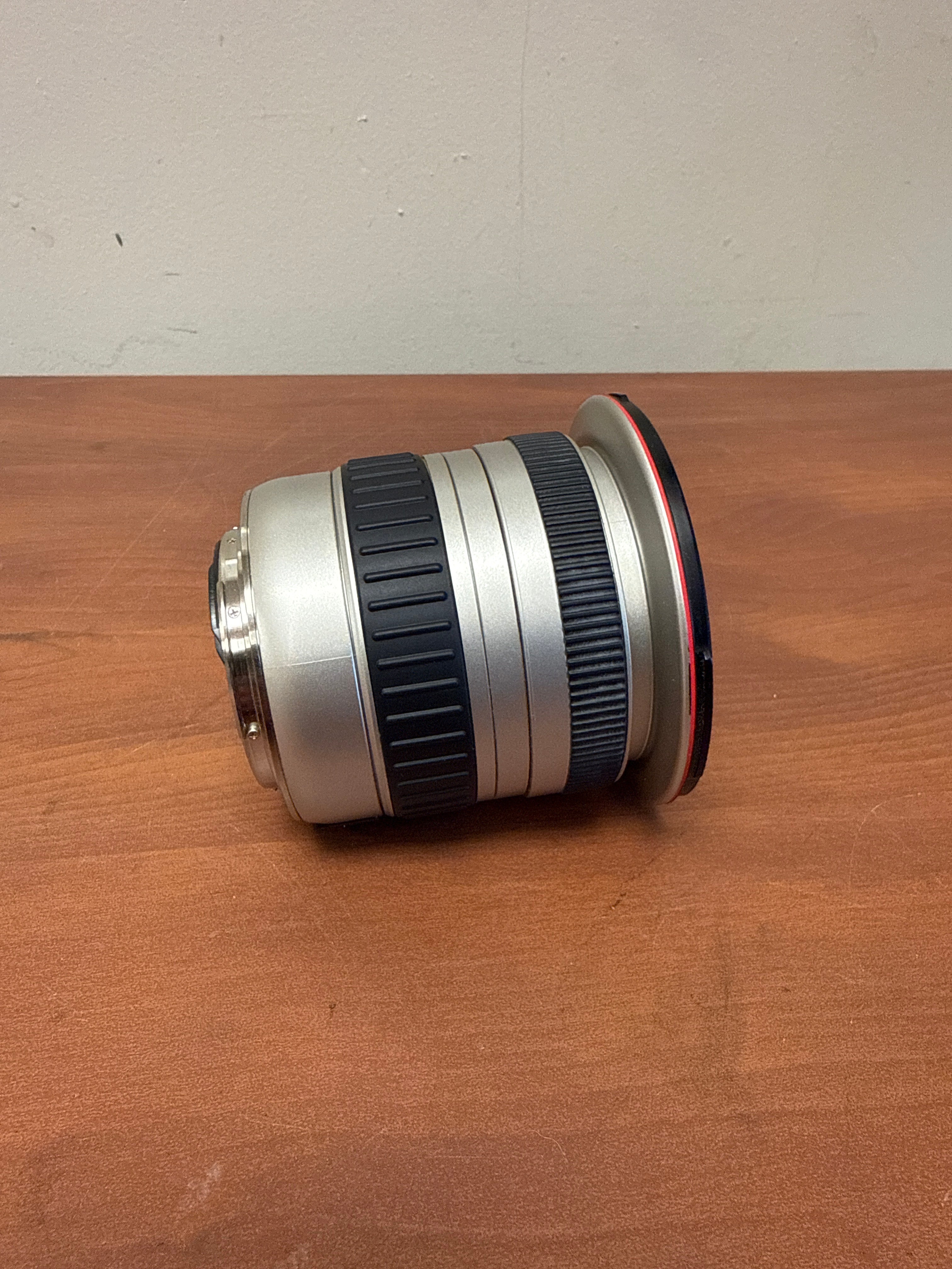 Vivitar Series 1 19-35mm f3.5-4.5 Autofocus Zoom Lens – Du-All Camera