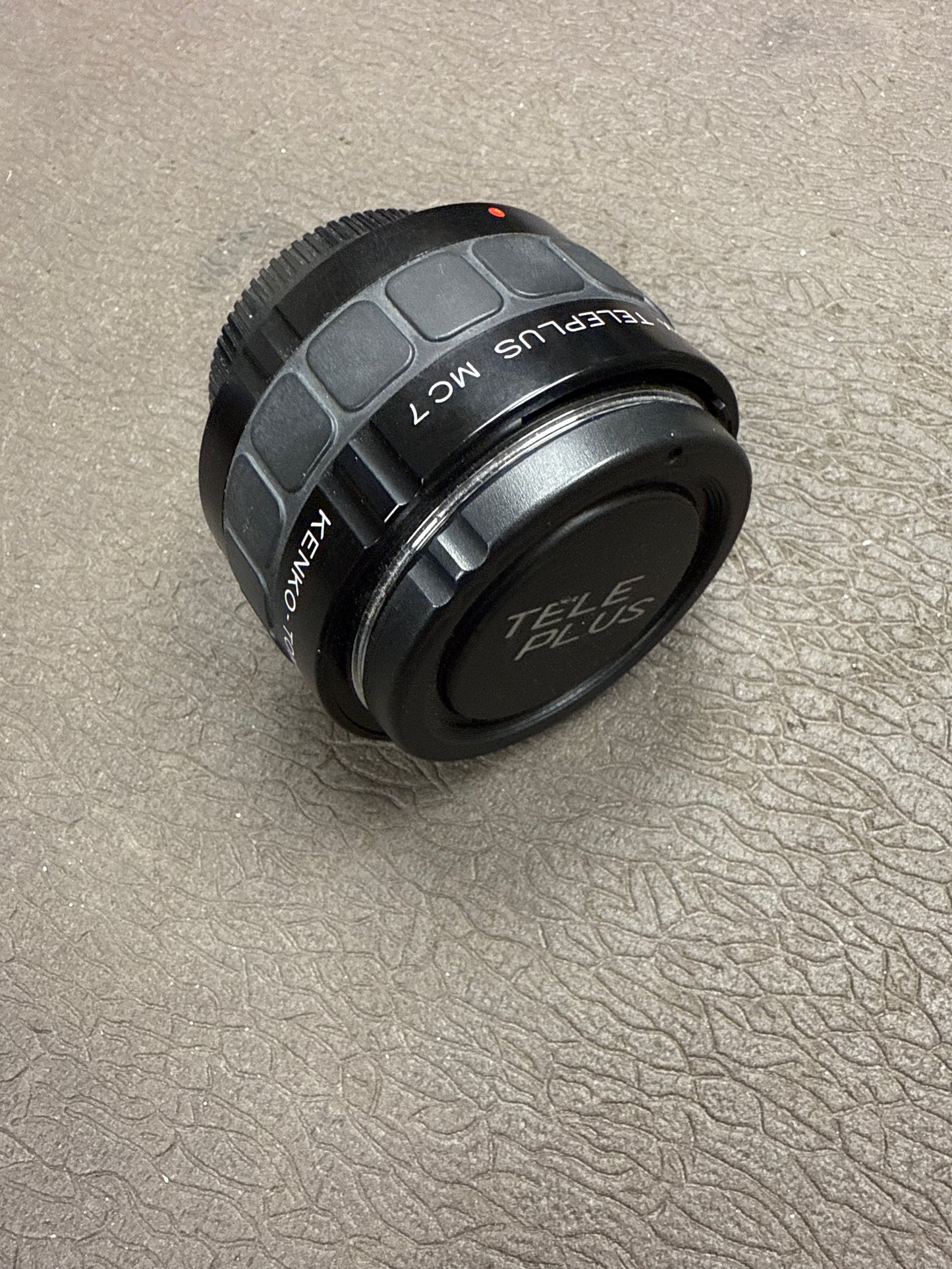 Kenko Tokina N-AFd 2x converter for NIKON Teleplus MC 7