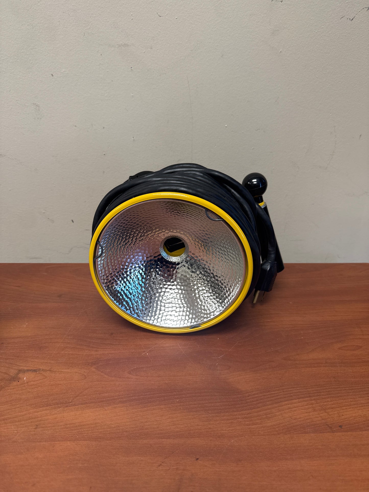 Vintage Lowel Lighting Quartz D Flood Spot Lamp / Direct Focus & Tilt w/ Barndoor