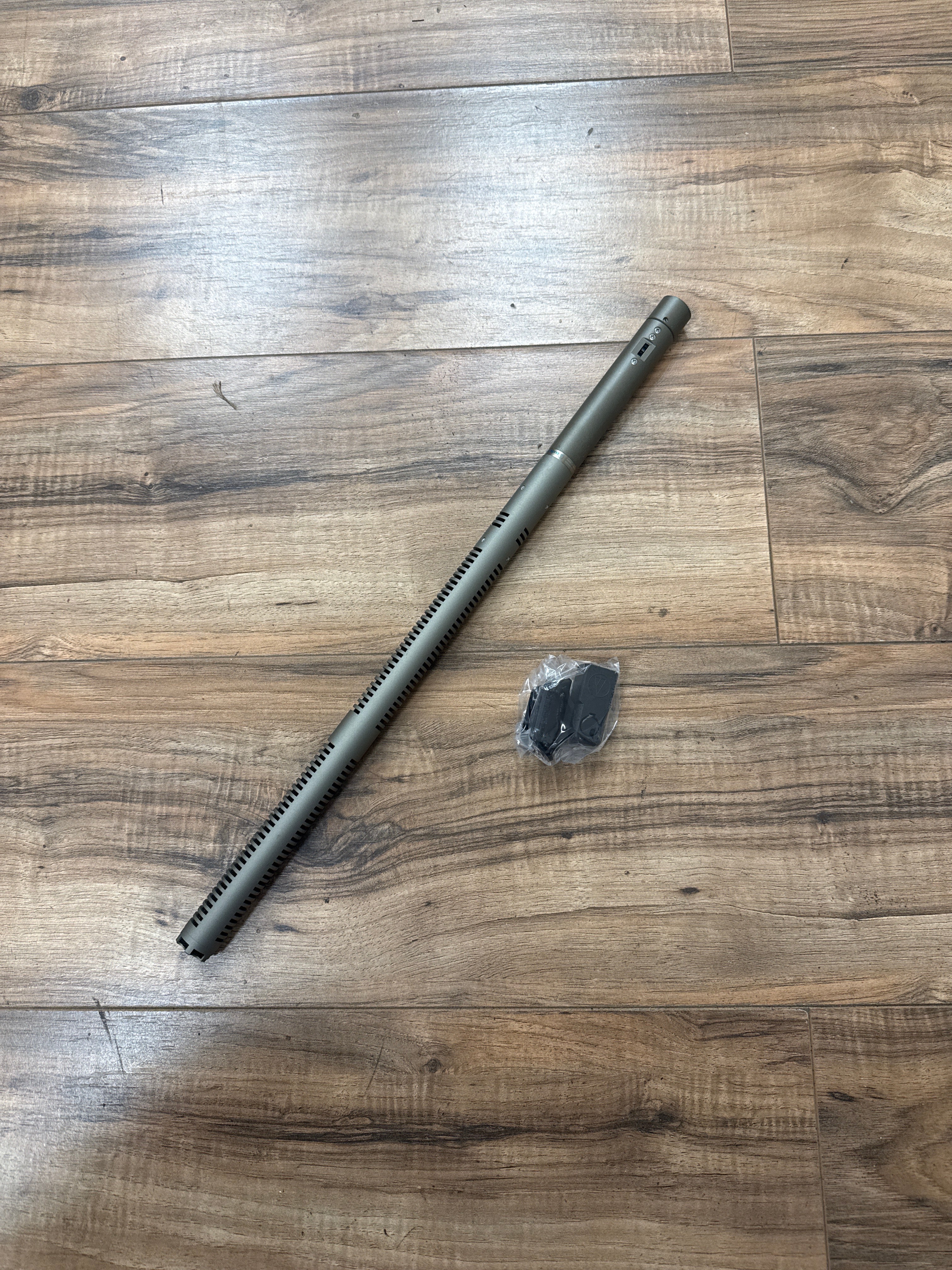 Audio-Technica AT815A Electret Condenser Shotgun Mic – Du-All Camera