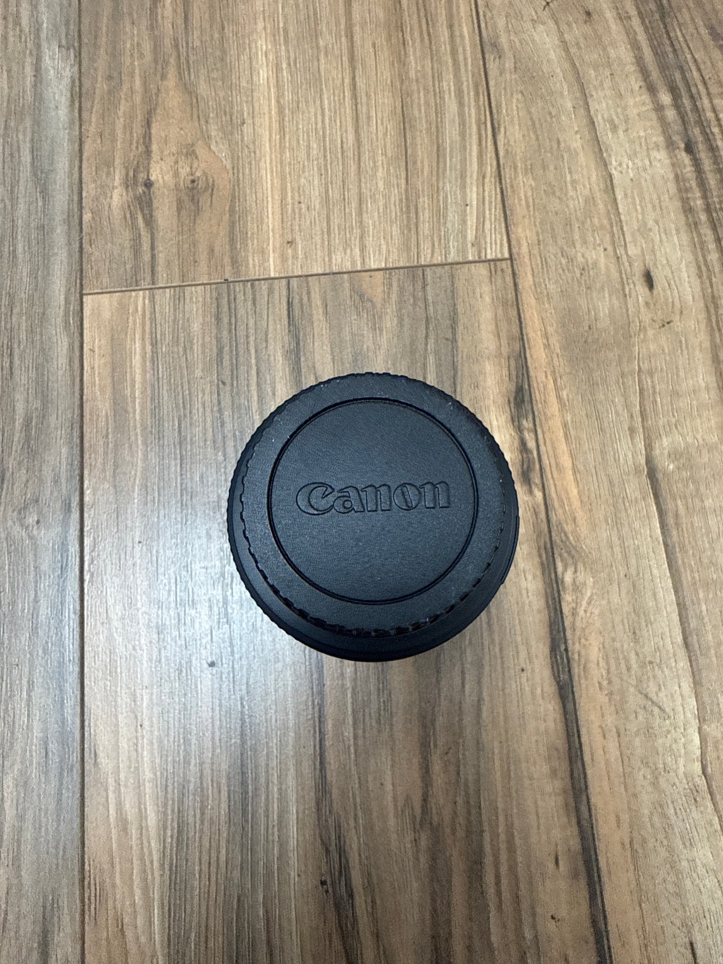 Canon EF 75-300mm f/4-5.6 III USM Lens s#2701300995