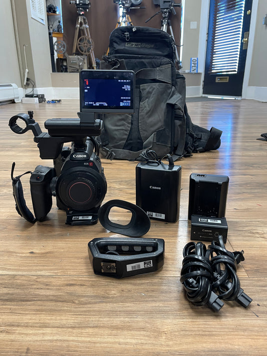 Canon EOS C300 EF Non-Dual-Pixel AF Cinema Camera