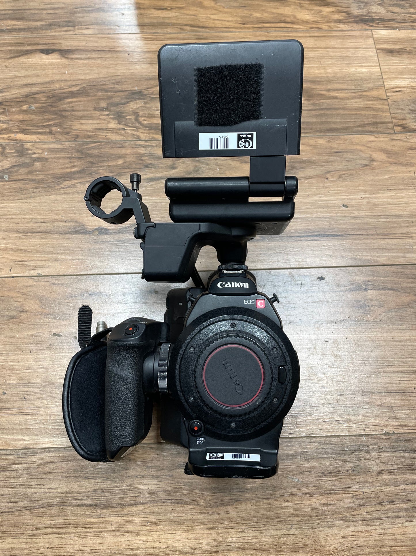 Canon EOS C300 EF Non-Dual-Pixel AF Cinema Camera