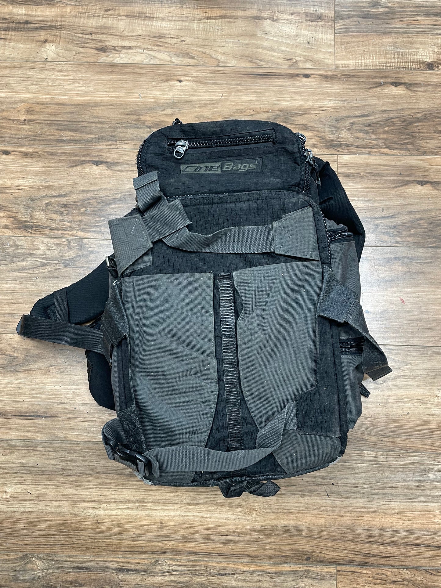 Canon EOS C300 EF Non-Dual-Pixel AF Cinema Camera