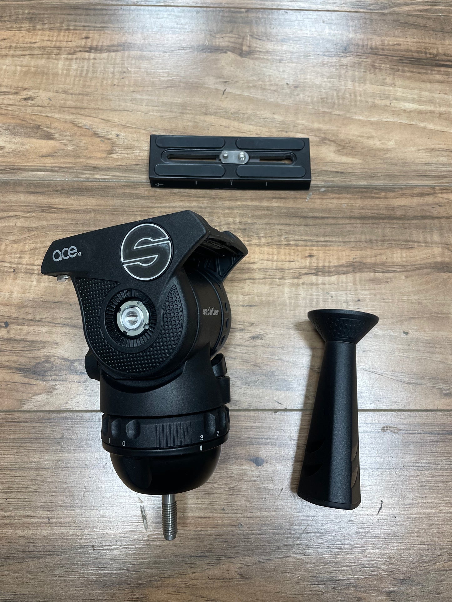 Sahtler Ace XL MK II 75mm Fluid Tripod Head (w/o pan bar)