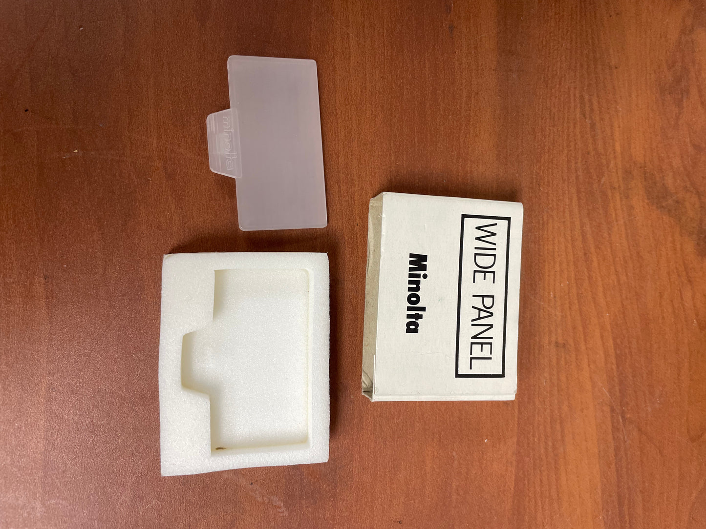 Minolta Auto Electroflash 200x Shoe Mount Flash Battery Operated w/ Case & Manual