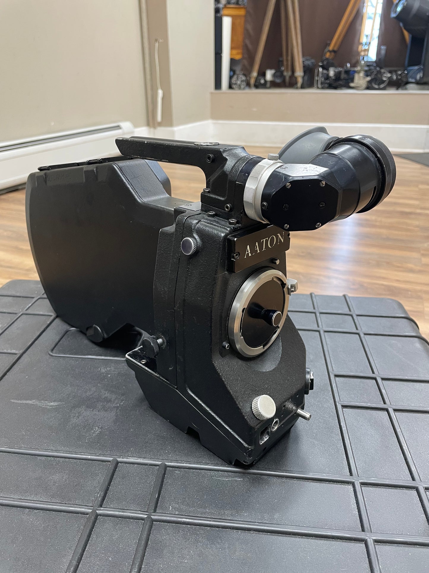 Aaton LTR-7 Regular 16mm Camera Kit with Angenieux 9.5-57mm Zoom Lens S# B80