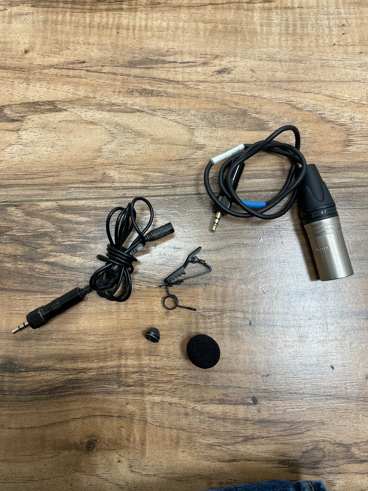 Sennheiser EW100 G2 Wireless Lav 740-776 MHz Kit #1