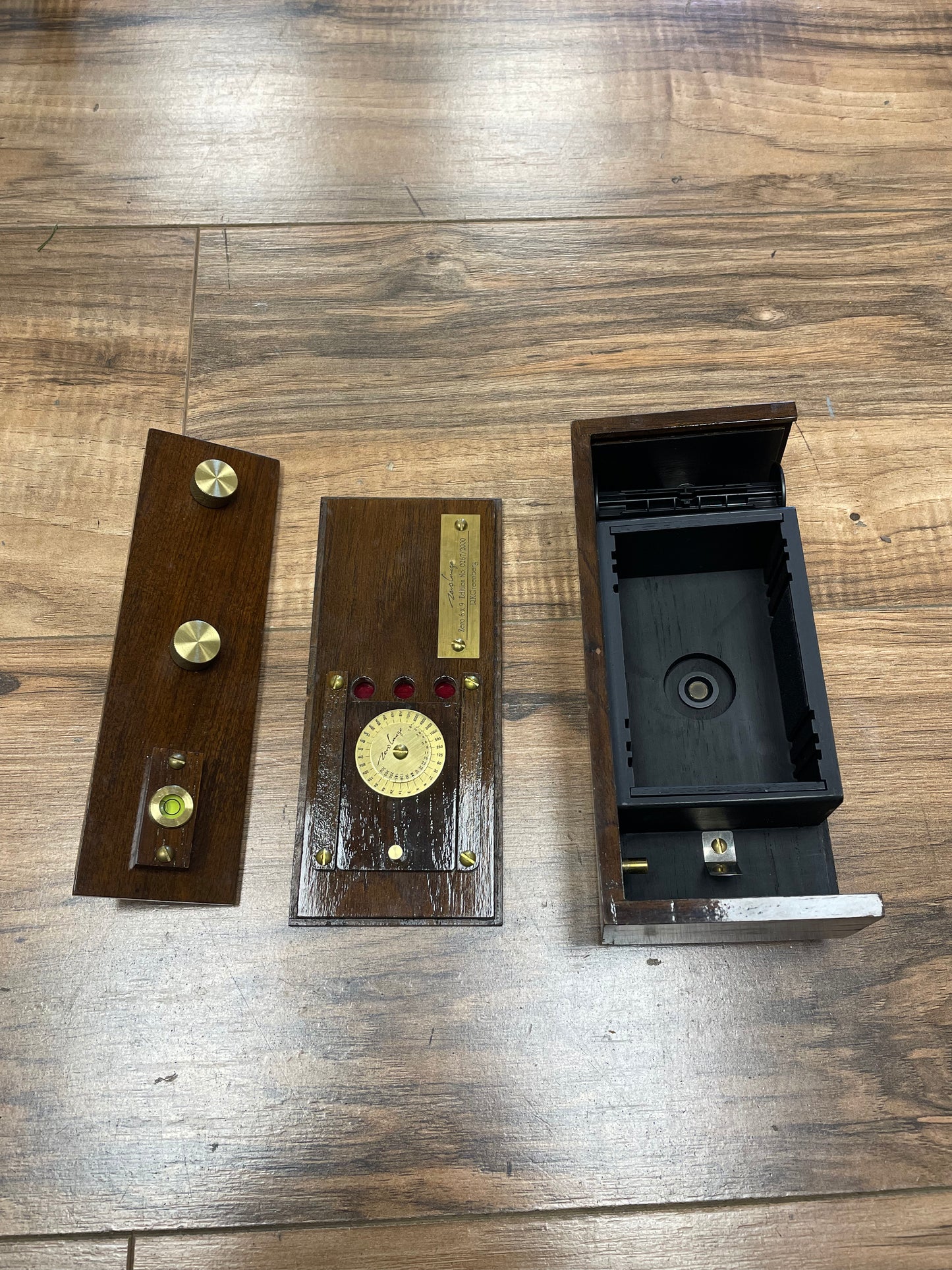 ZERO IMAGE Zero 6 x 9 Edition: 0267/2000 Multi Format Pinhole/Zone Camera