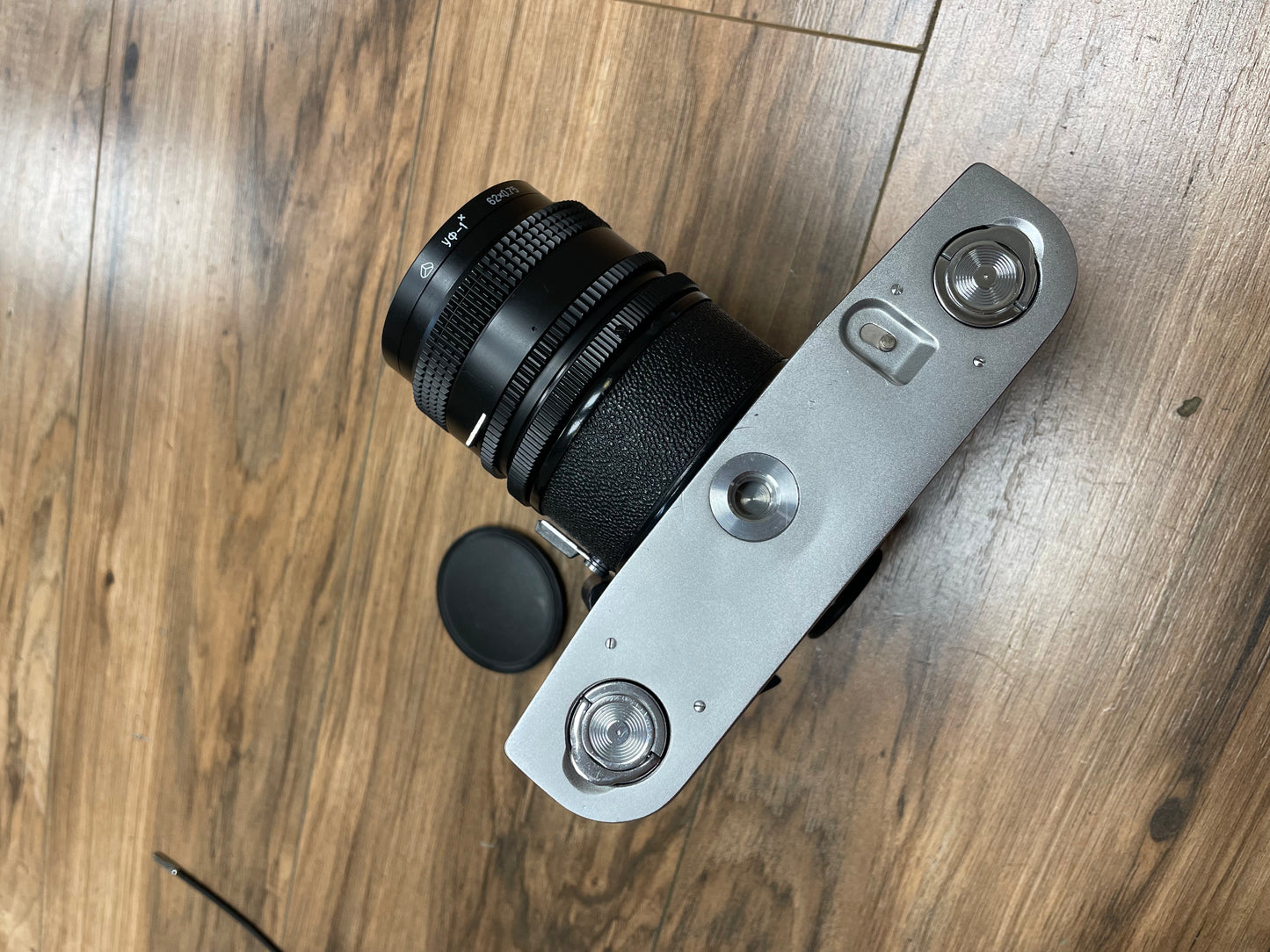 Kiev-60 + MC Volna-3 80mm f2.8 Medium Format Camera + TTL Prism Finder + Leather Carrying Bag + Accessories