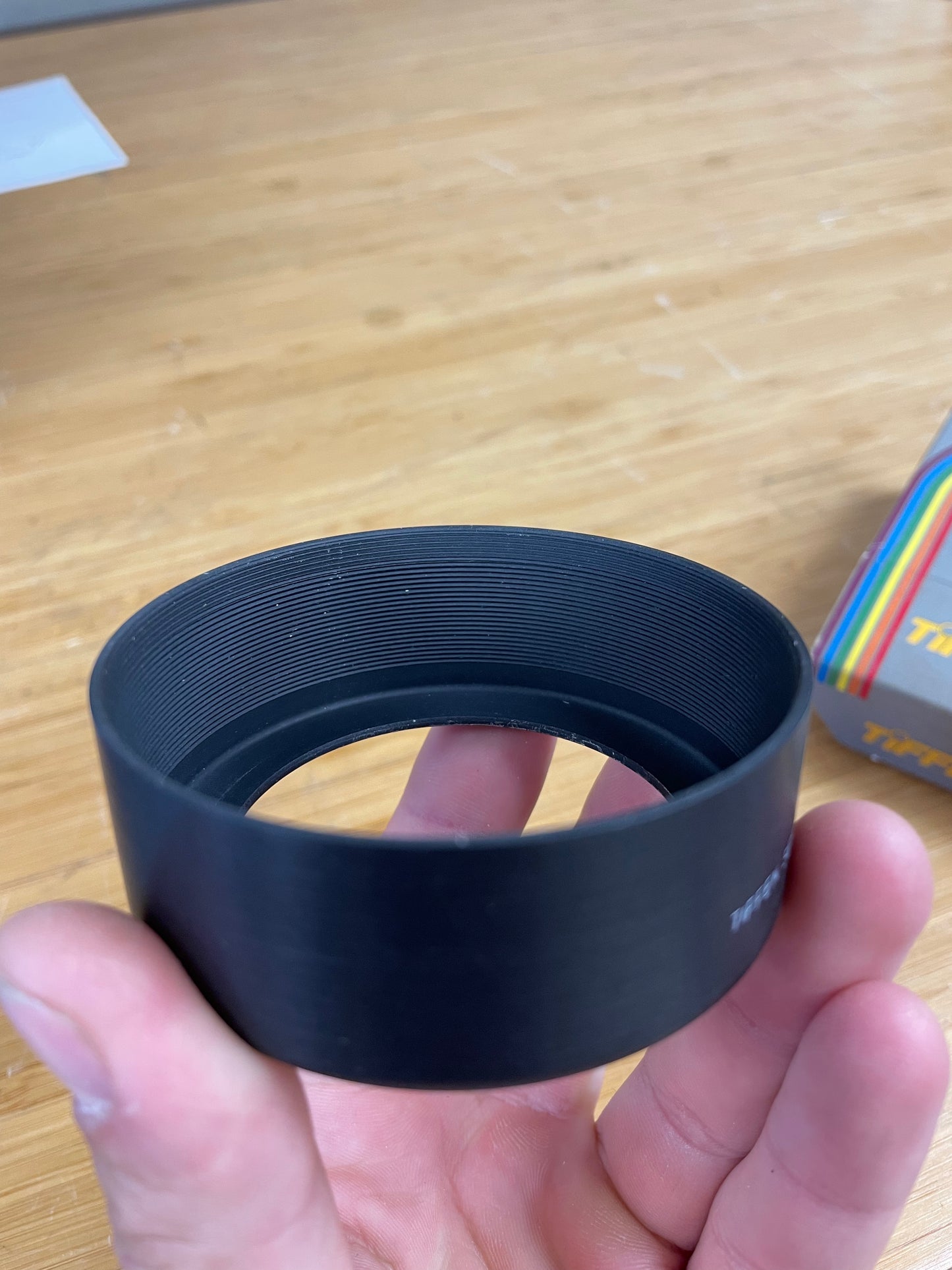 Tiffen Series 7 Lens Shade - Flat Back