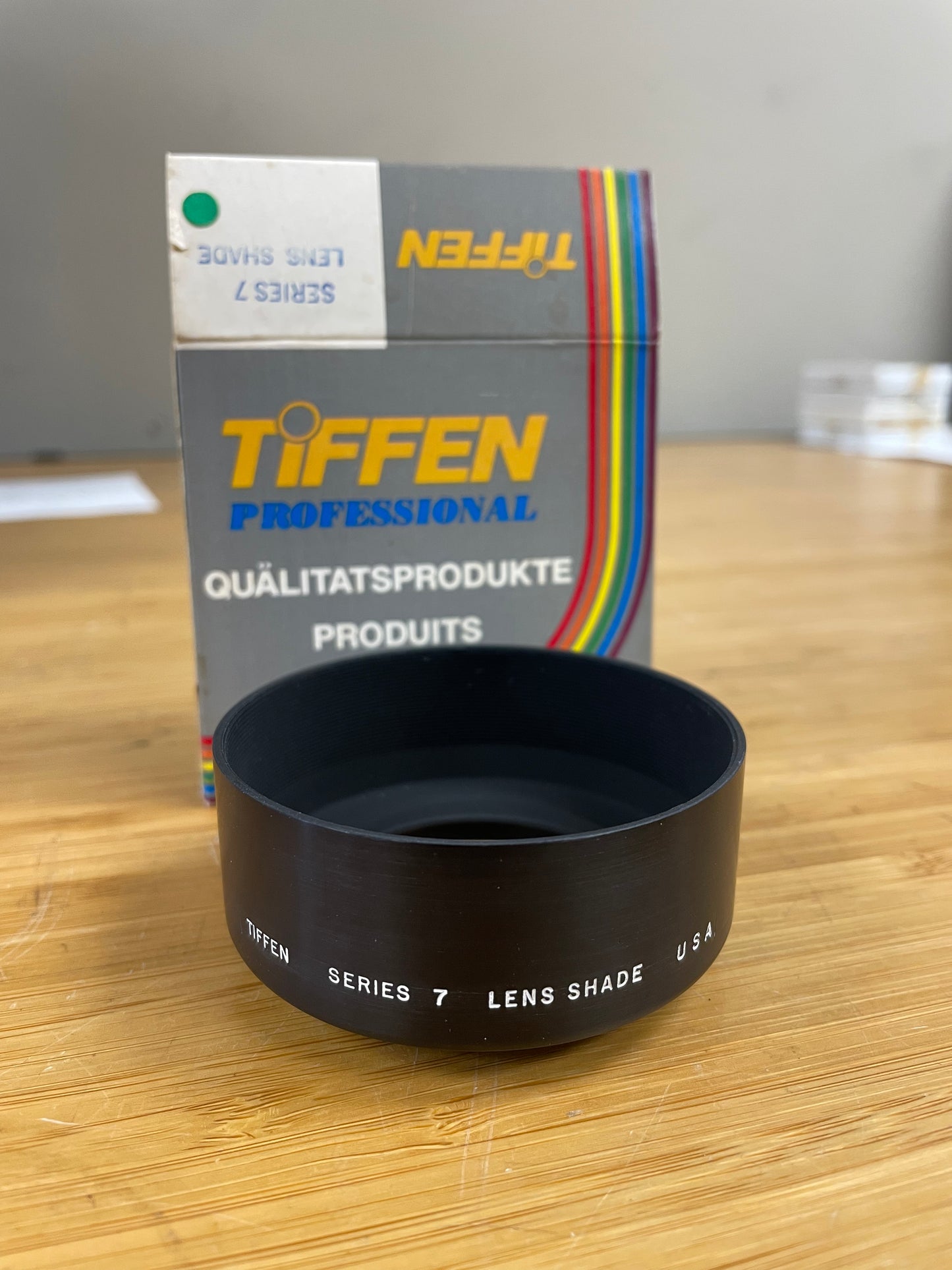 Tiffen Series 7 Lens Shade - Threaded Front and Back