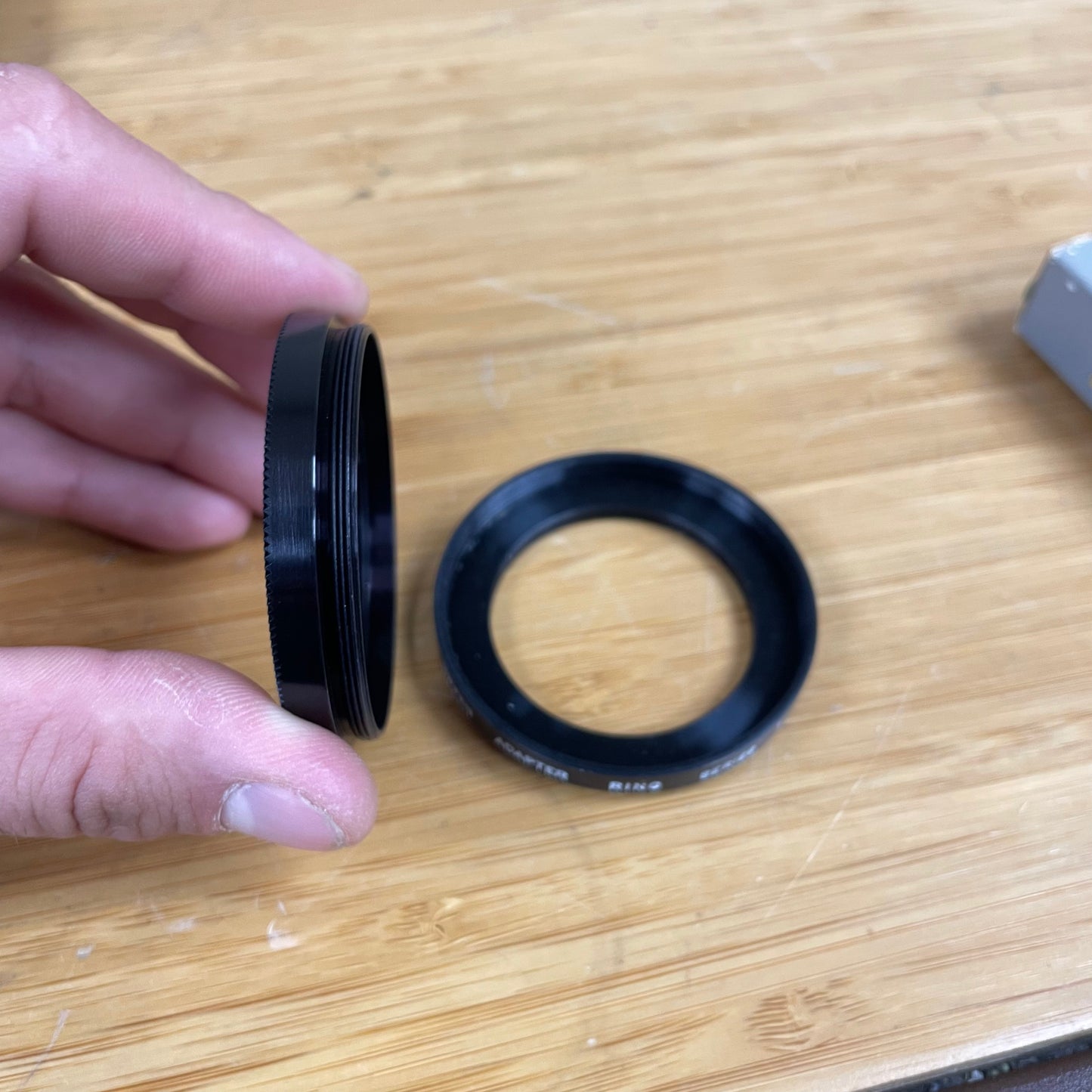Tiffen 43mm to Series 7 Adapter Ring (43M7) - Rainbow Box
