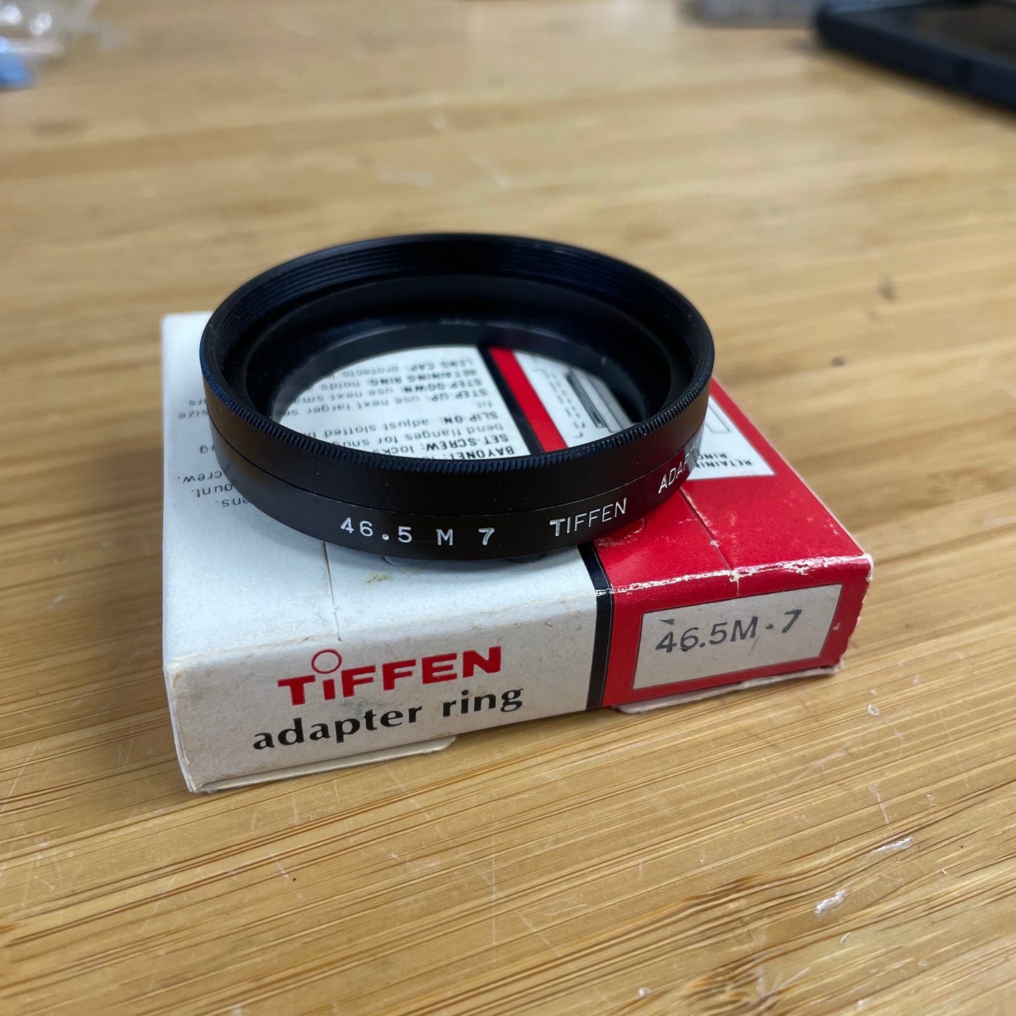 Tiffen 46.5mm to Series 7 Adapter Ring (46.5M7) - Red Box