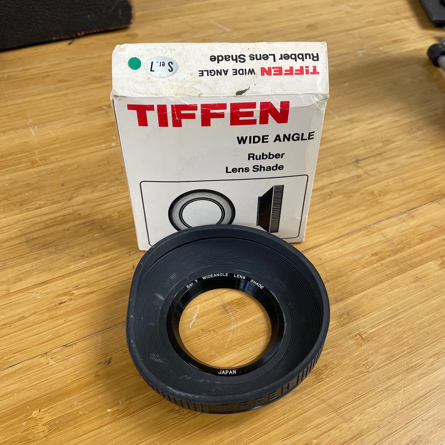 Tiffen Series 7 Wide Angle Rubber Lens Shade