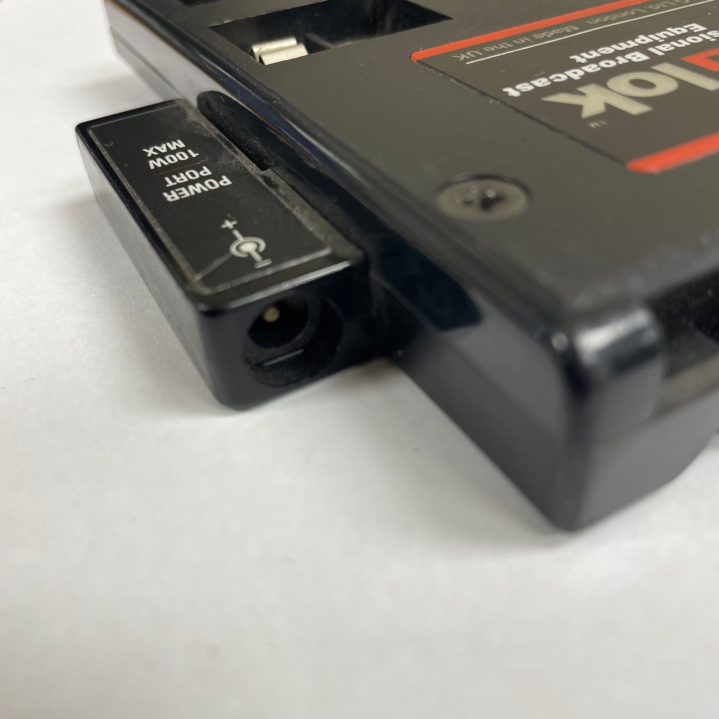 PAG 9522/58 V-Mount to Paglok Adapter